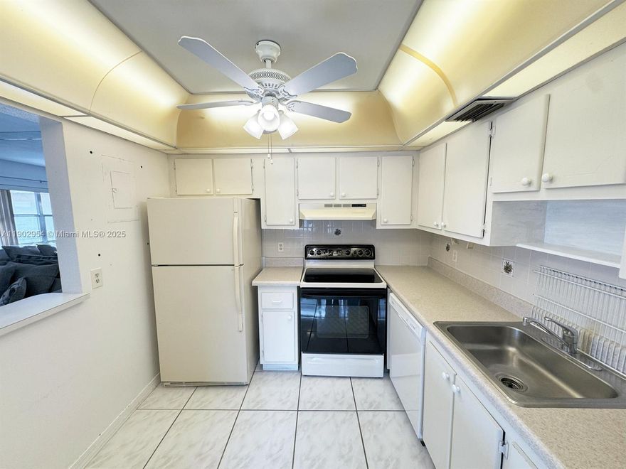 Move-in Ready! Available for rent, this charming 1 bedroom, 1.5 bathroom unit is located at 379 Saxony H, within the prestigious 55+ Kings Point community in Delray Beach. The unit can be rented furnished or unfurnished, your choice.This community offers a resort-style lifestyle with three newly renovated clubhouses, golf courses, multiple pools, tennis courts, and a vibrant social and activity club scene—all in a safe, well-managed environment. Residents enjoy close proximity to sandy beaches, the bustling Delray Beach downtown with restaurants, art galleries, and events, all while enjoying a peaceful setting designed for active adults.