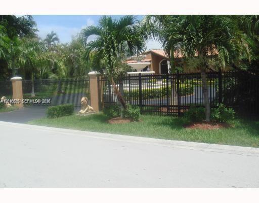 View photos, virtual tours, details... 12425 SW 43rd St -