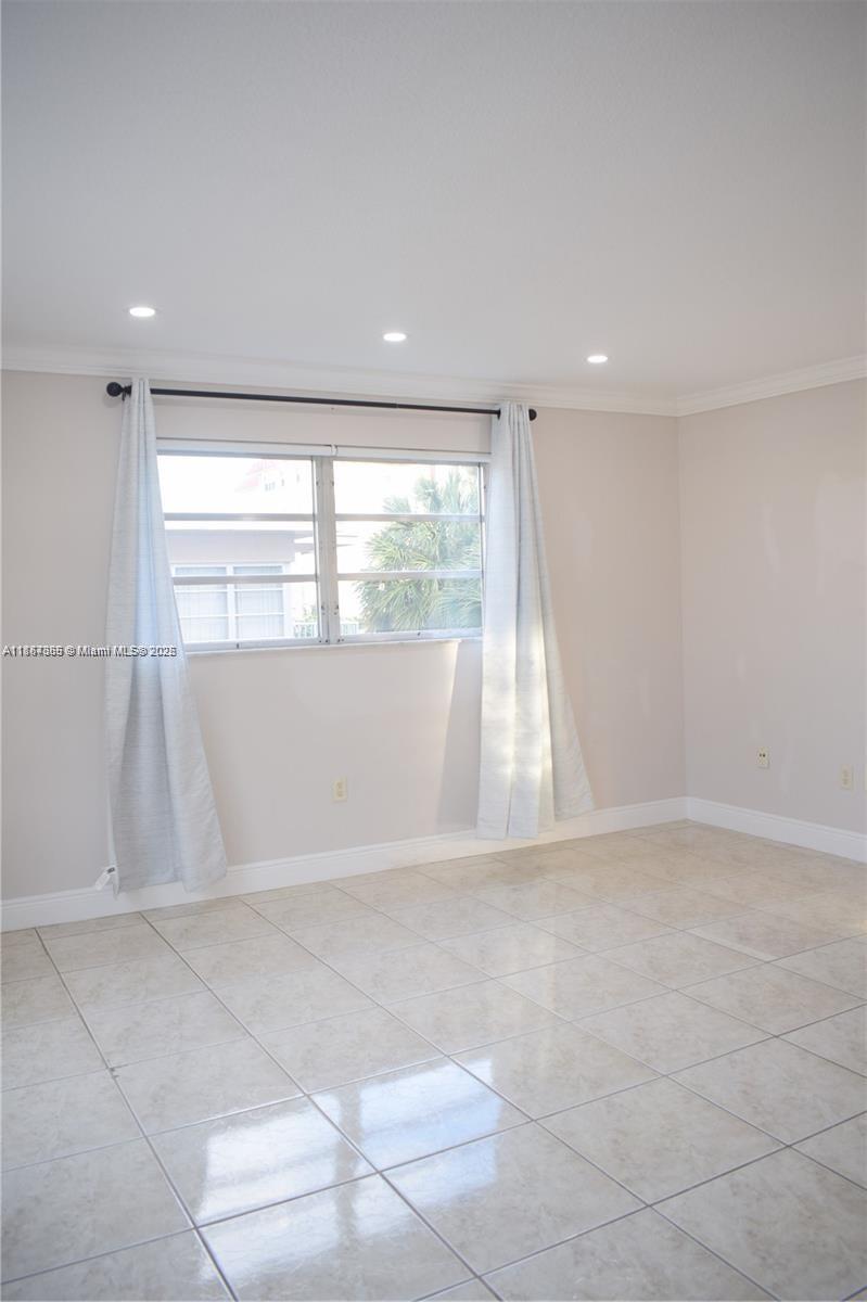 1020 94th St 301
