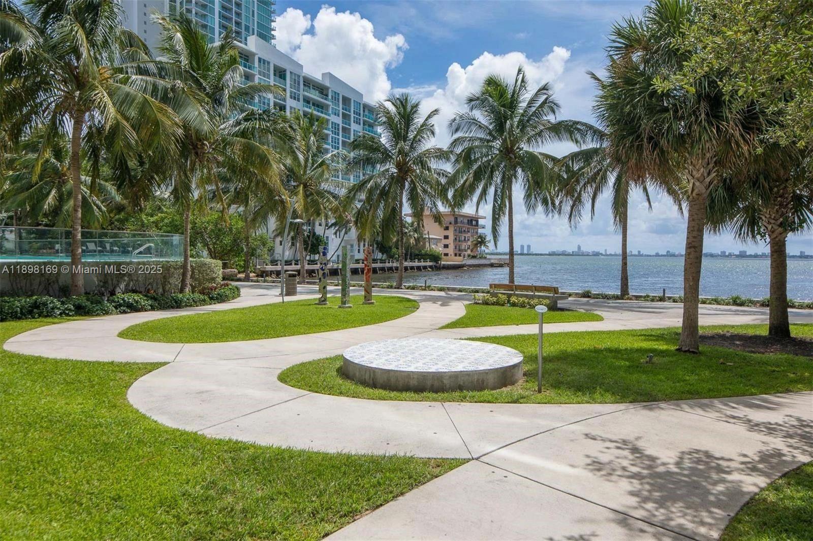 ICON BAY CONDO - Residential