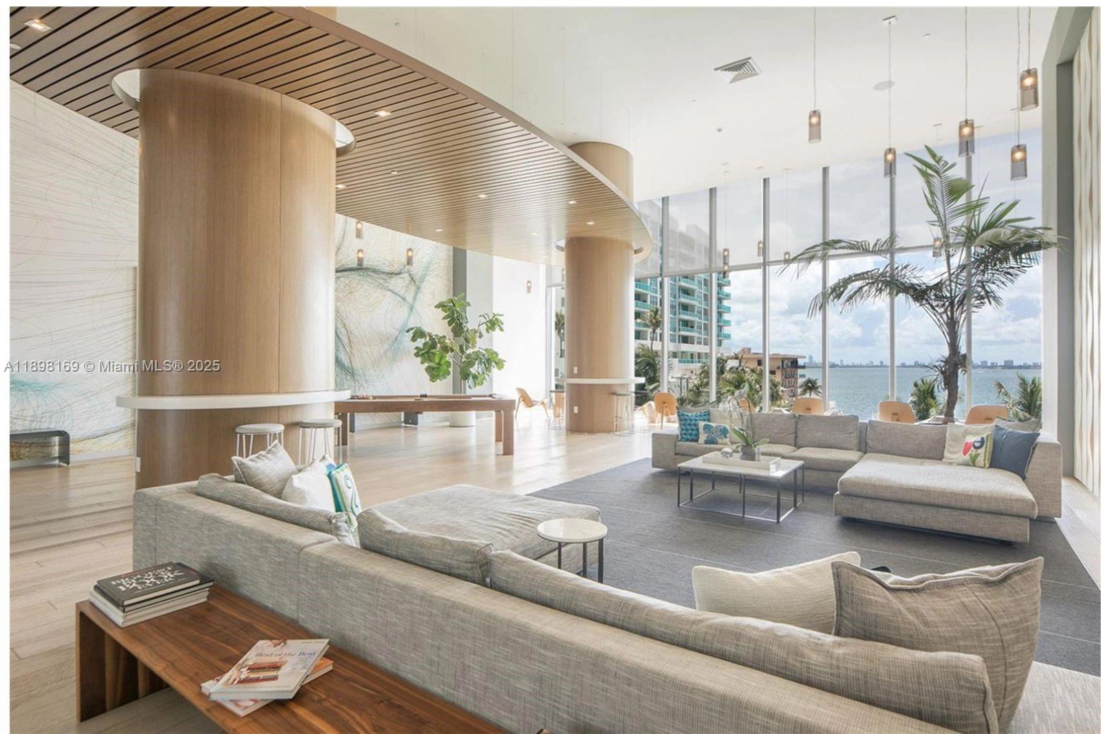 ICON BAY CONDO - Residential