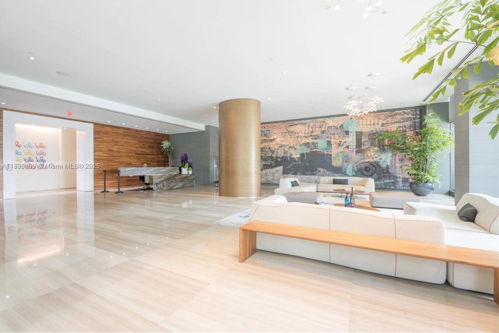 ICON BAY CONDO - Residential