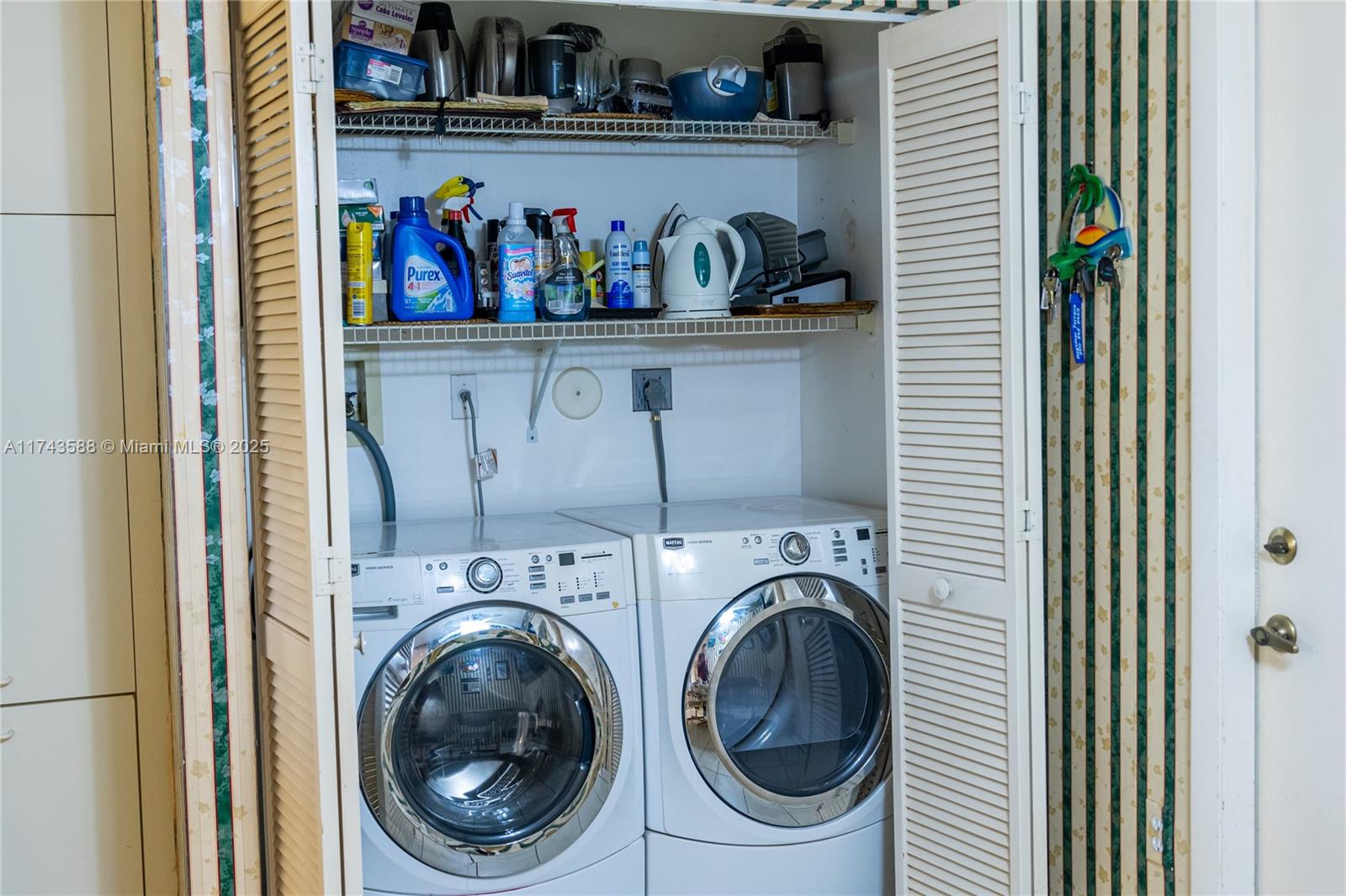 SAN SIMEON HOMES - Residential