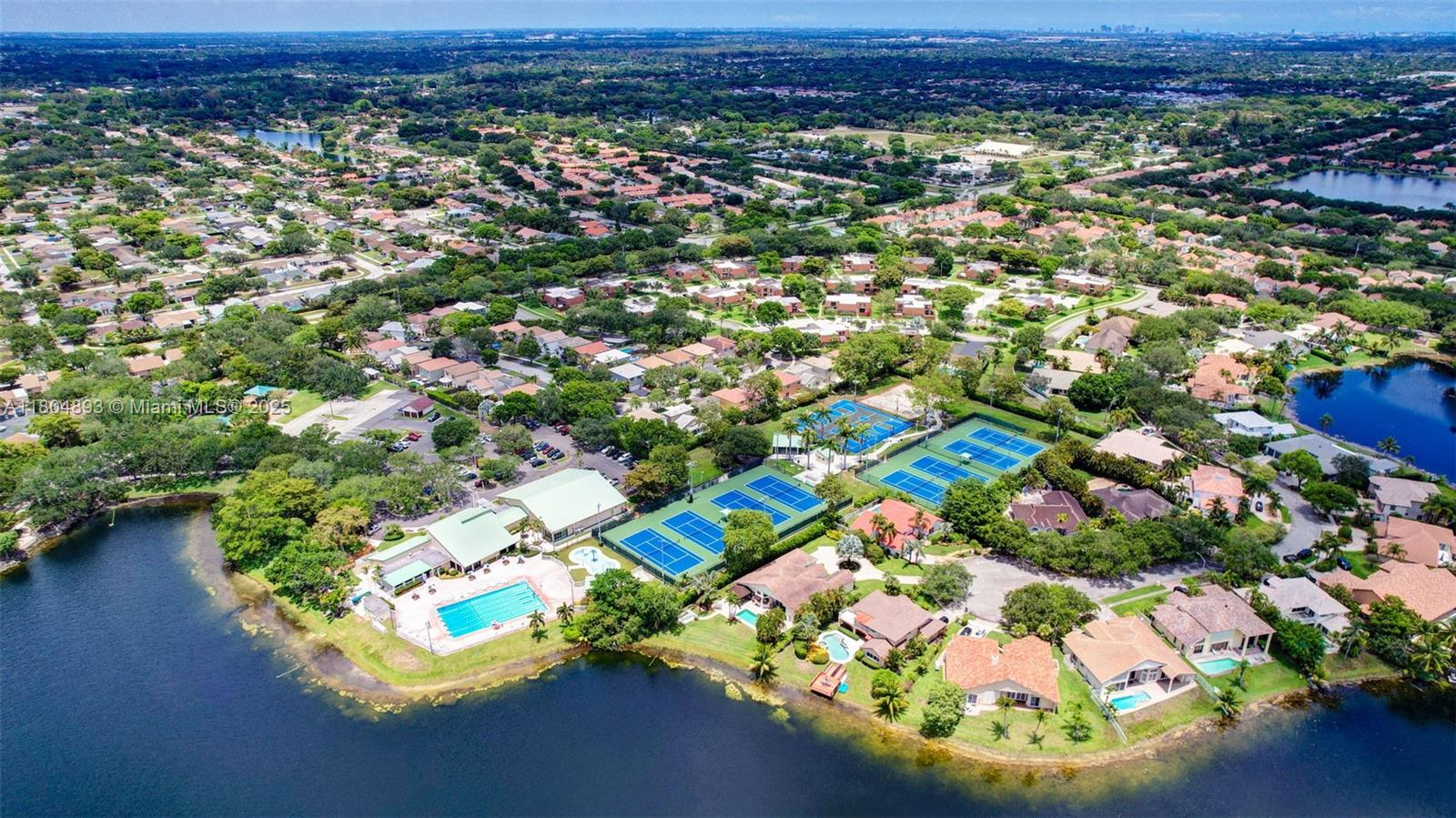 ROCK CREEK - Tierra Vista - Residential