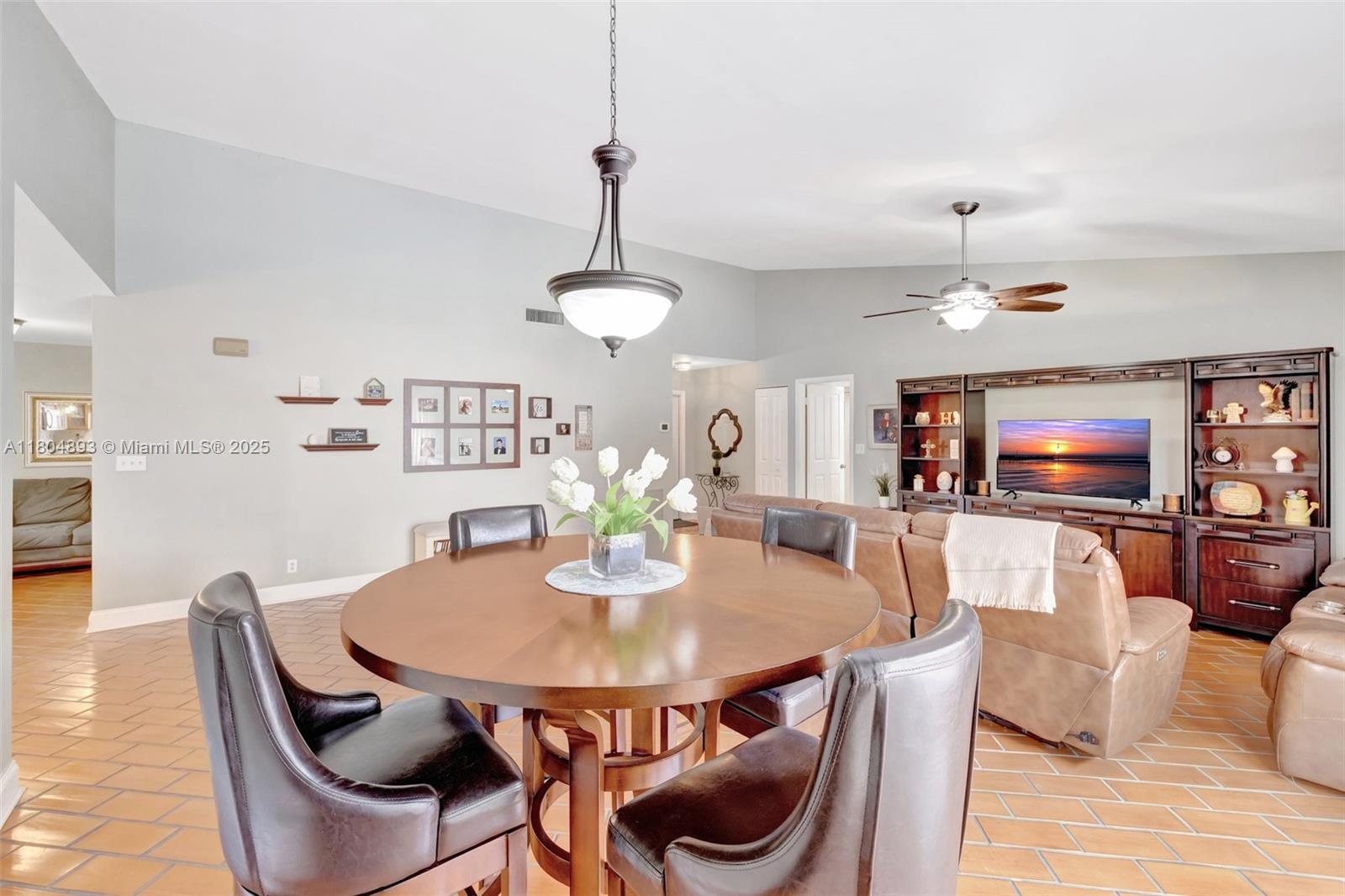 ROCK CREEK - Tierra Vista - Residential