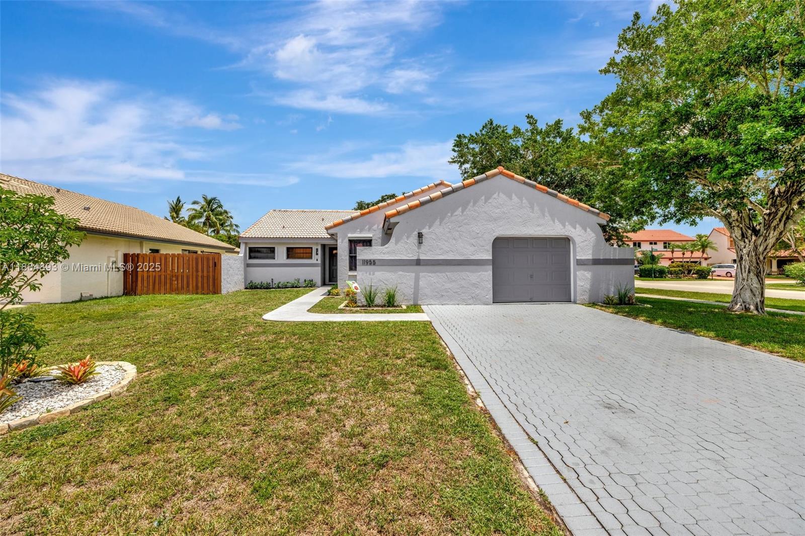 ROCK CREEK - Tierra Vista - Residential