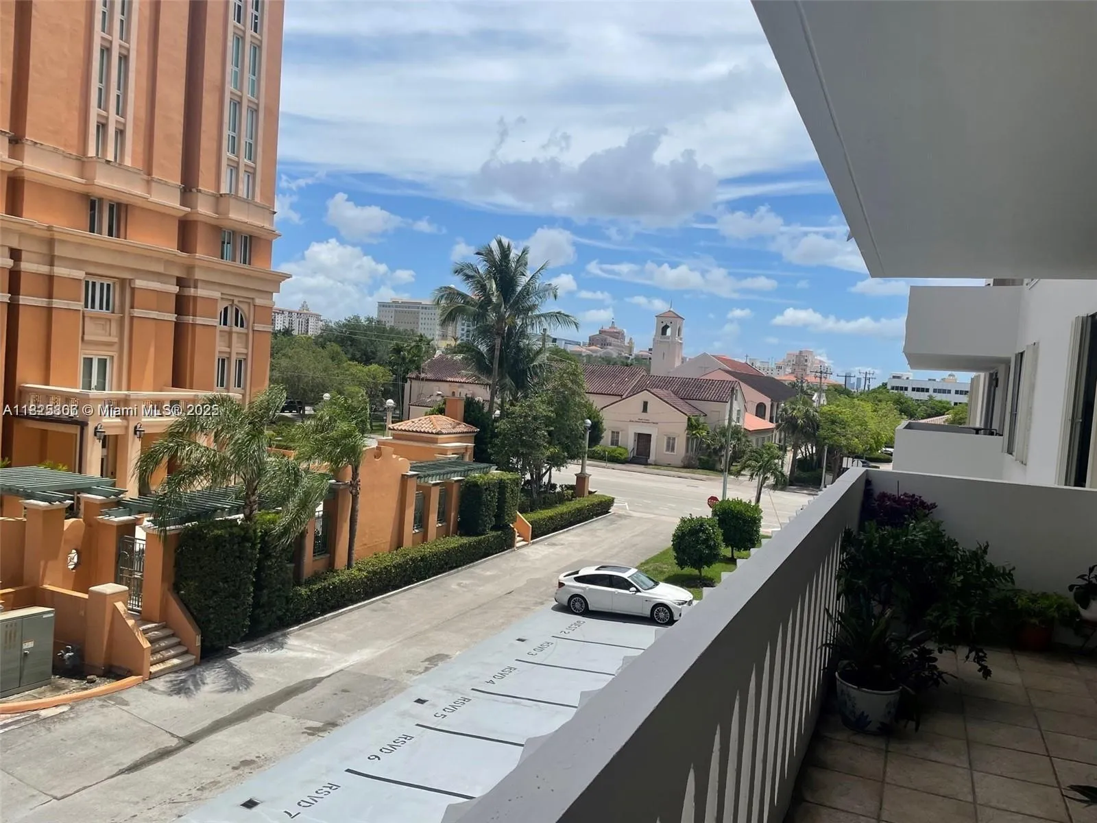 Coral Gables, Florida 33134, United States, 3 Bedrooms Bedrooms, ,2 BathroomsBathrooms,Residential,Active,156772