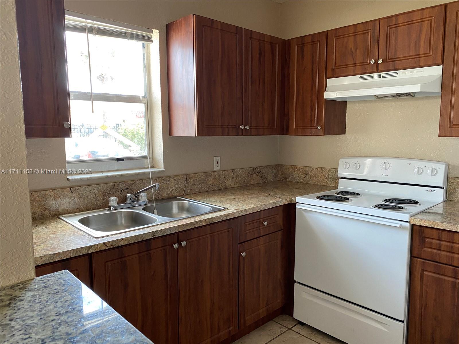 Property for Sale at Address Not Disclosed, Lauderhill, Miami-Dade County, Florida - Bedrooms: 1 
Bathrooms: 1  - $115,000