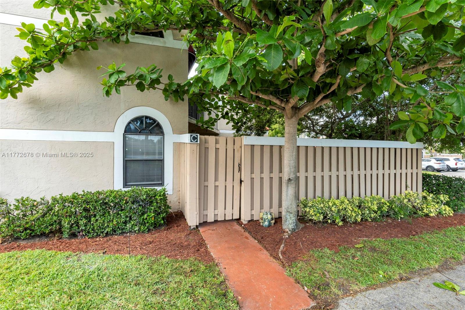 BEST PRICED HOME IN THE COMMUNITY! THE SELLER IS MOTIVATED and the unit is vacant! This 3 bedroom, 3 bathroom is move-in-ready or rent out - great investment too! Two large bedrooms upstairs and a third bedroom/office downstairs! Tile throughout the home. A private courtyard with a large balcony on the second floor allow for total enjoyment. Two assigned parking spots for the home! The community even has a pool and a tennis court. Close to the university, downtown, beaches, shopping, and restaurants. A unit at this price does not come on the market often, SO HURRY! Oh and pets allowed too!