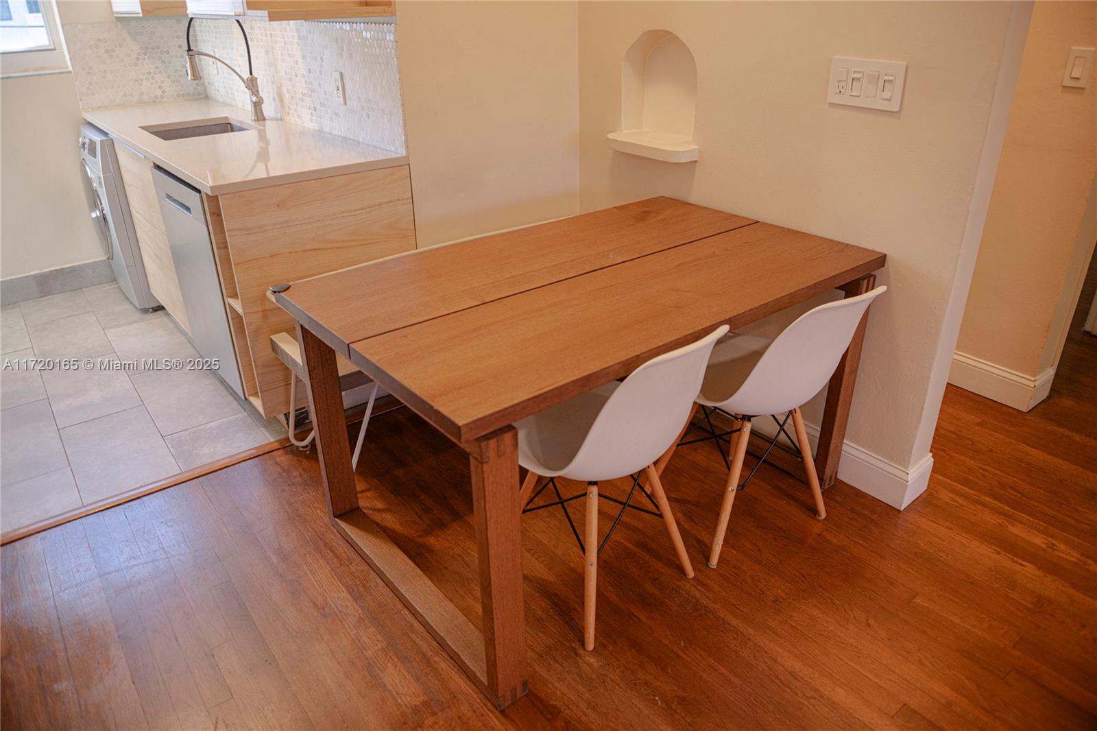 ANTHONY GARDENS CONDO - Residential Lease