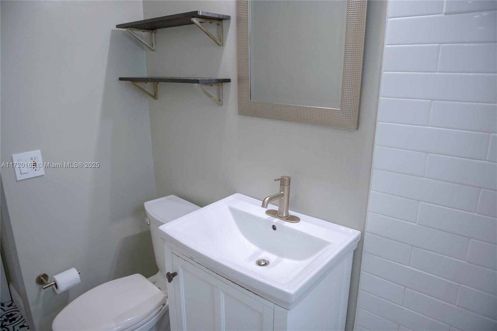 ANTHONY GARDENS CONDO - Residential Lease