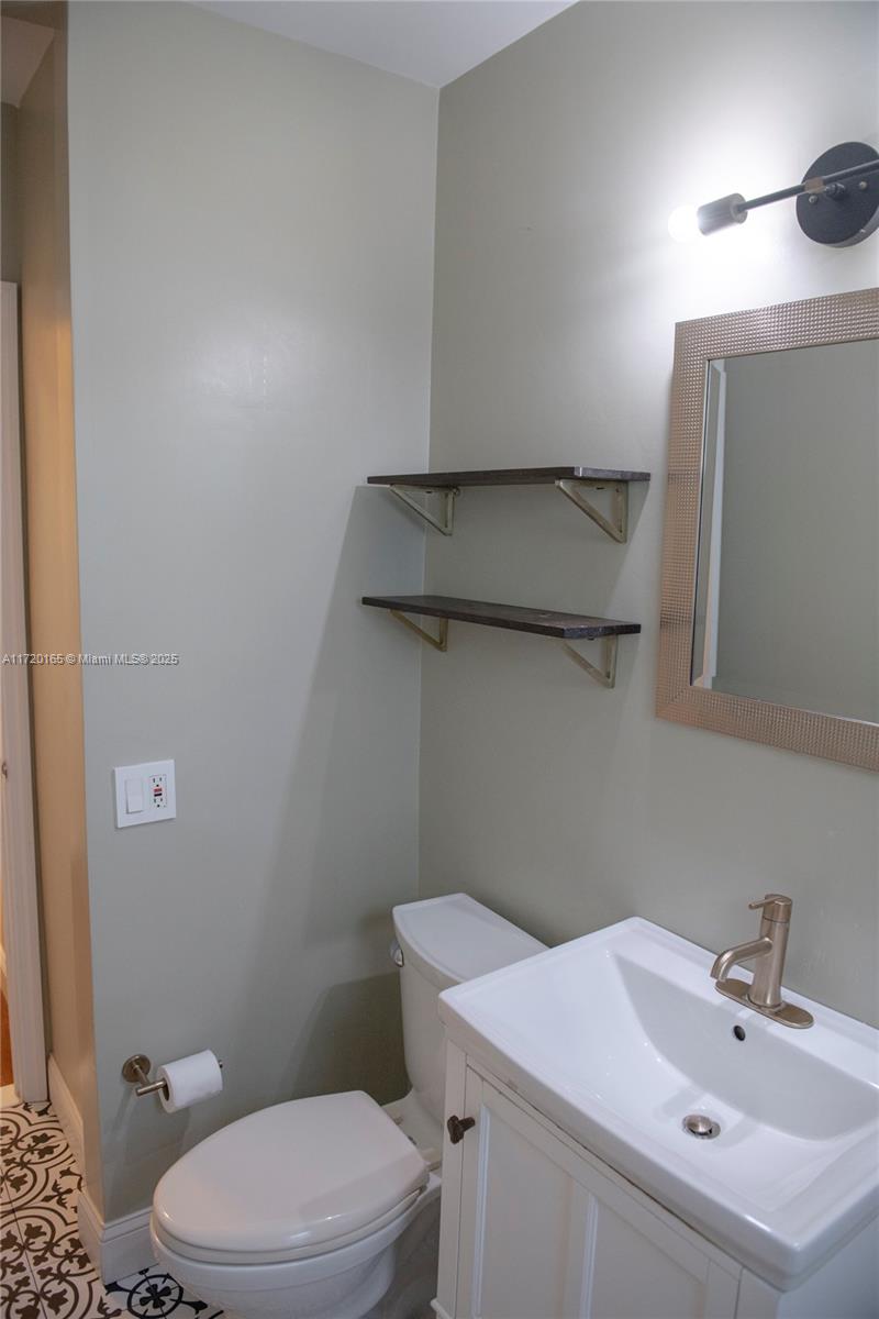 ANTHONY GARDENS CONDO - Residential Lease