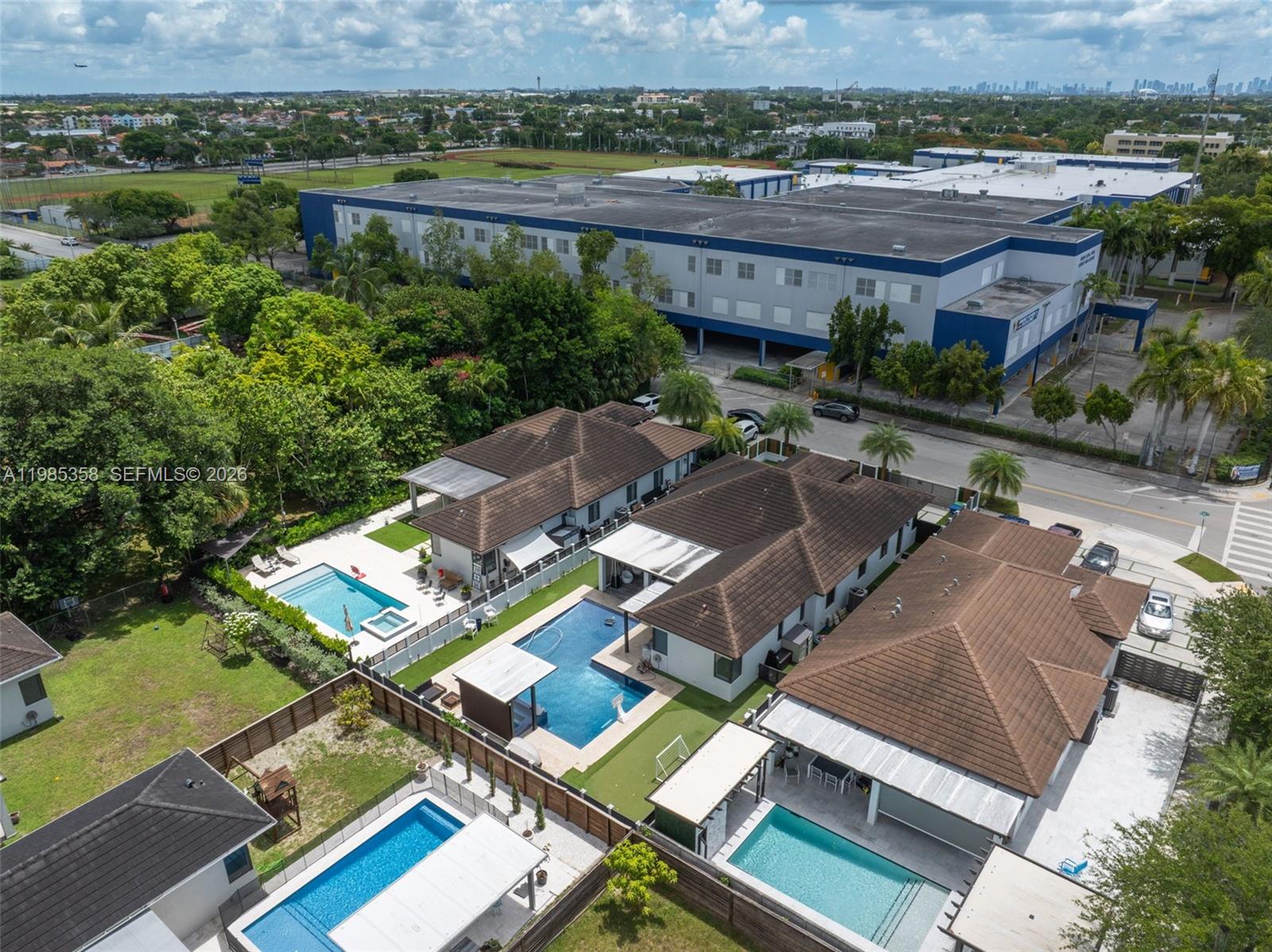 GAVICAR VILLAS - Residential