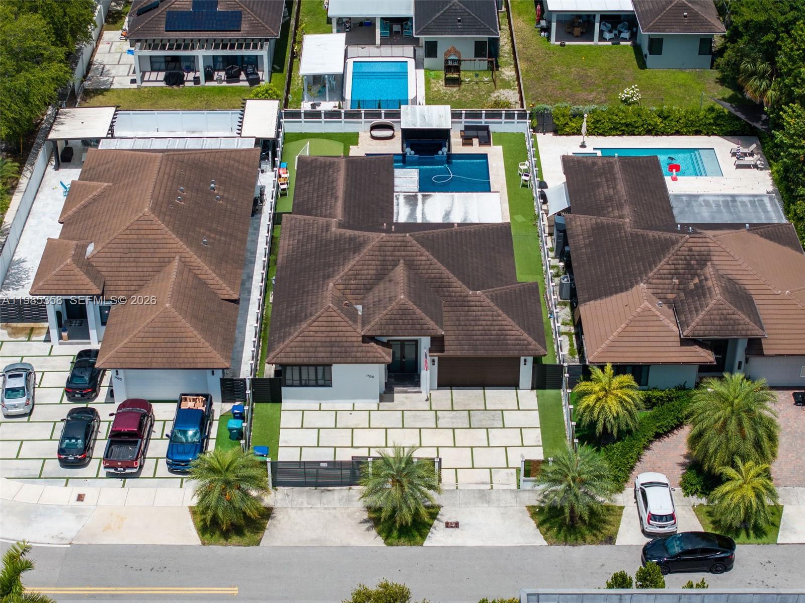 GAVICAR VILLAS - Residential