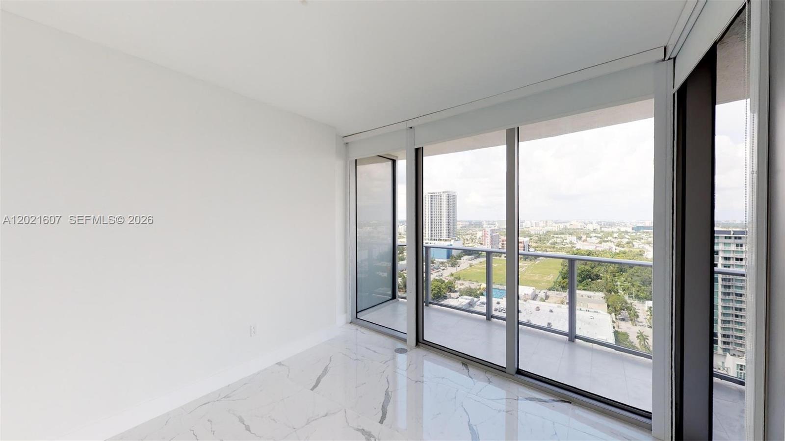 ARIA ON THE BAY CONDO - Residential