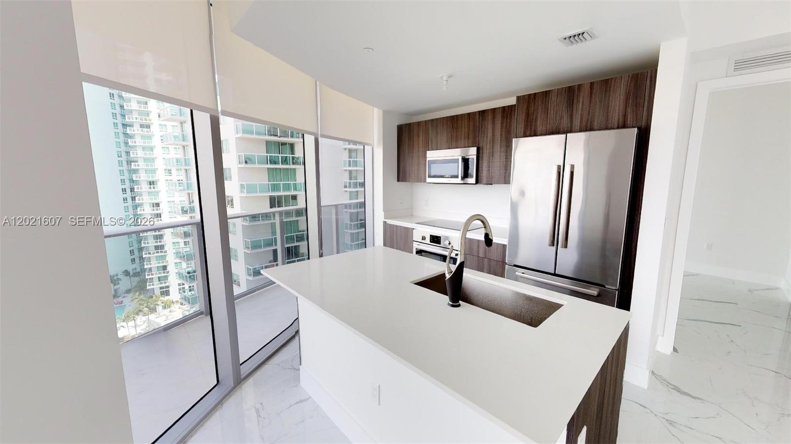 ARIA ON THE BAY CONDO - Residential