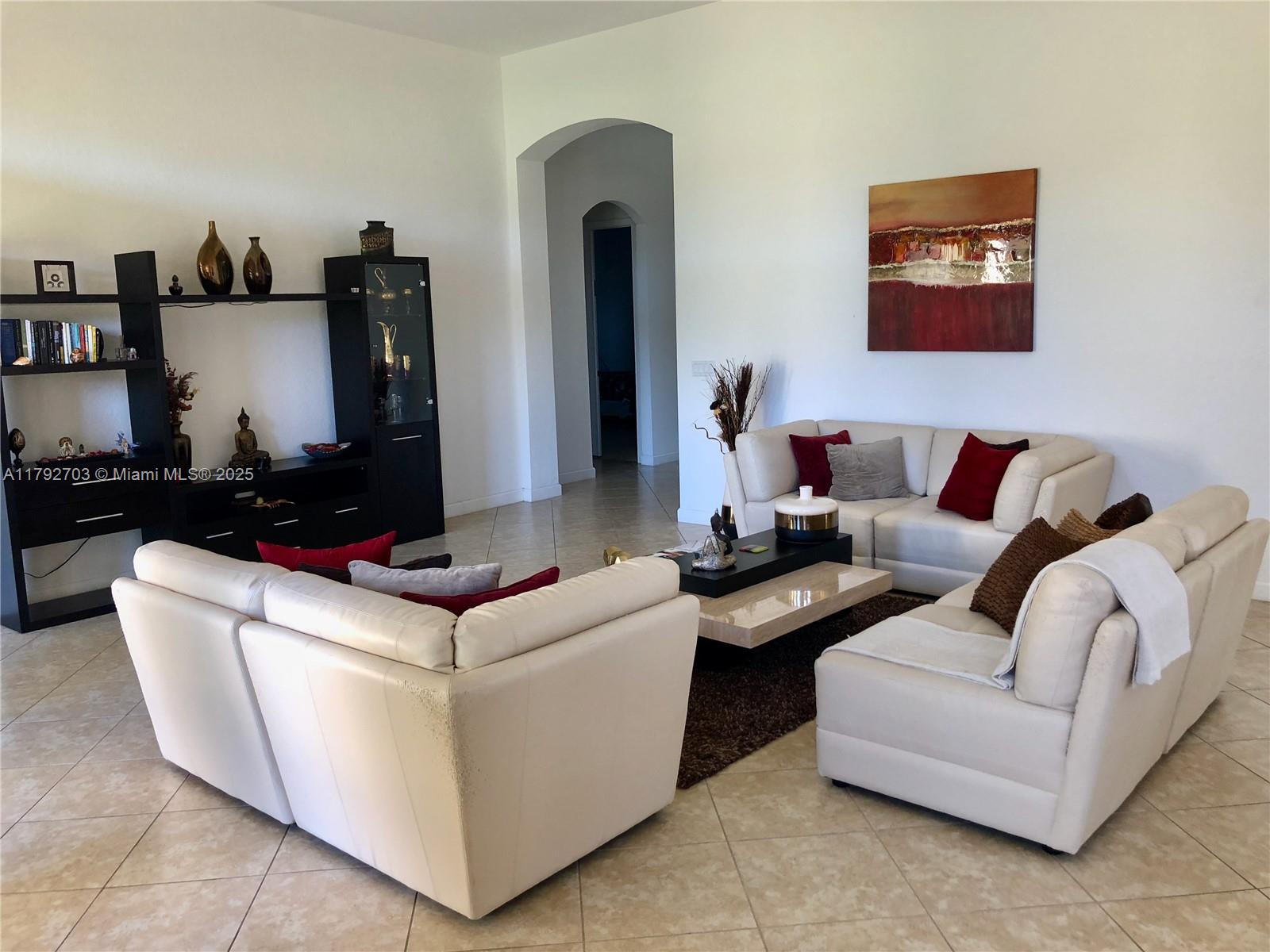 Casa Bella - Residential Lease