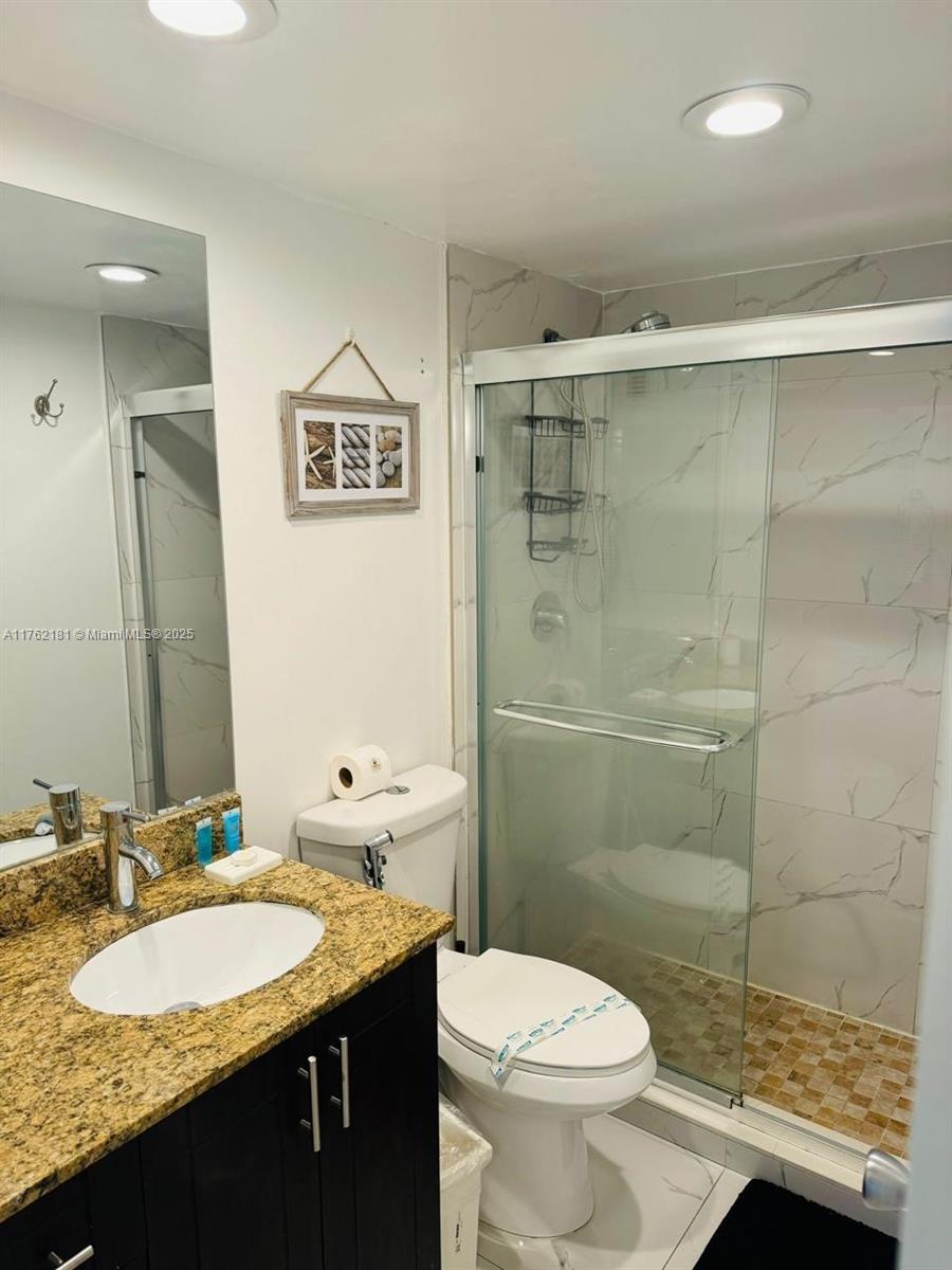 3901 S Ocean Dr 10G