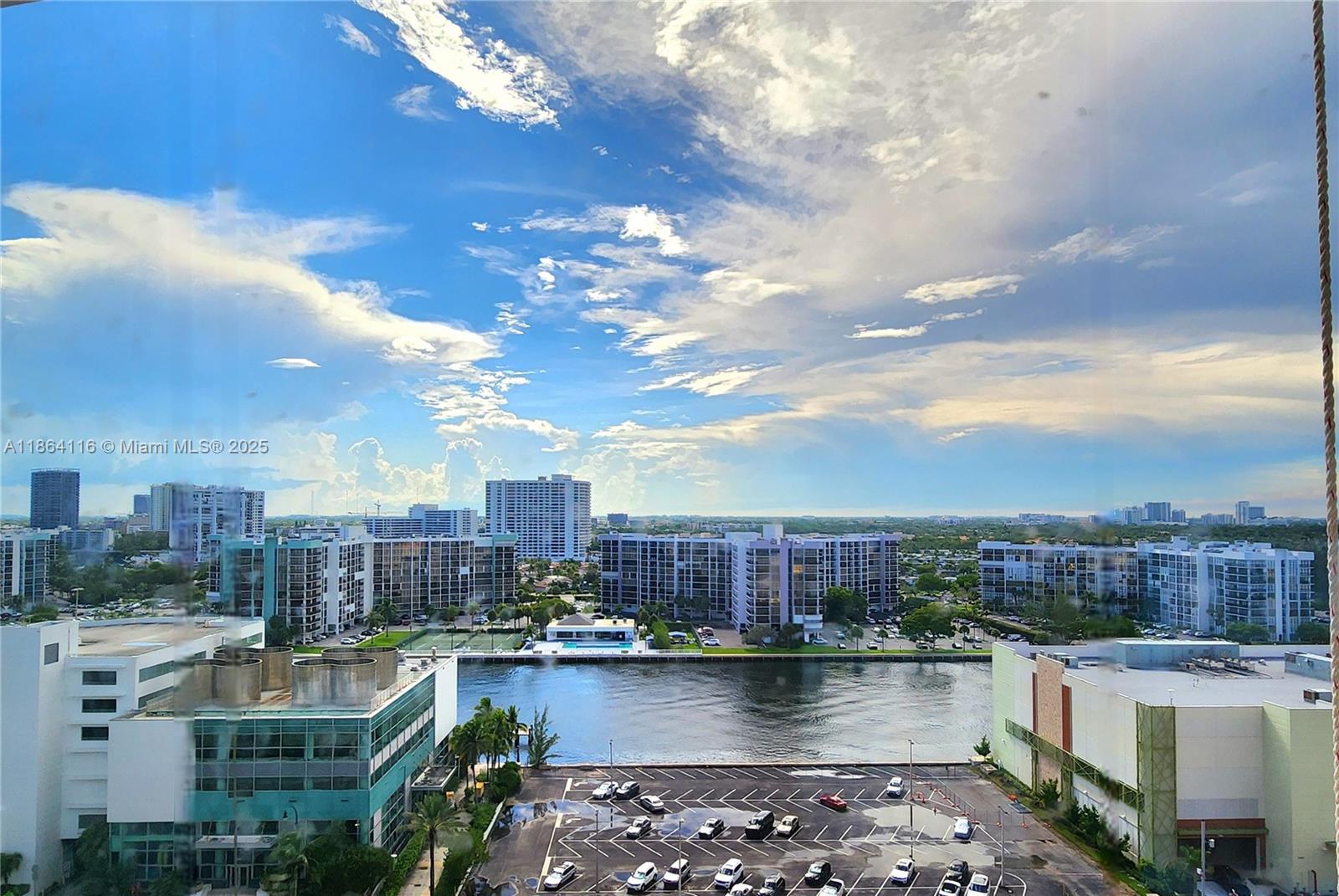 3505 S Ocean Dr 1502