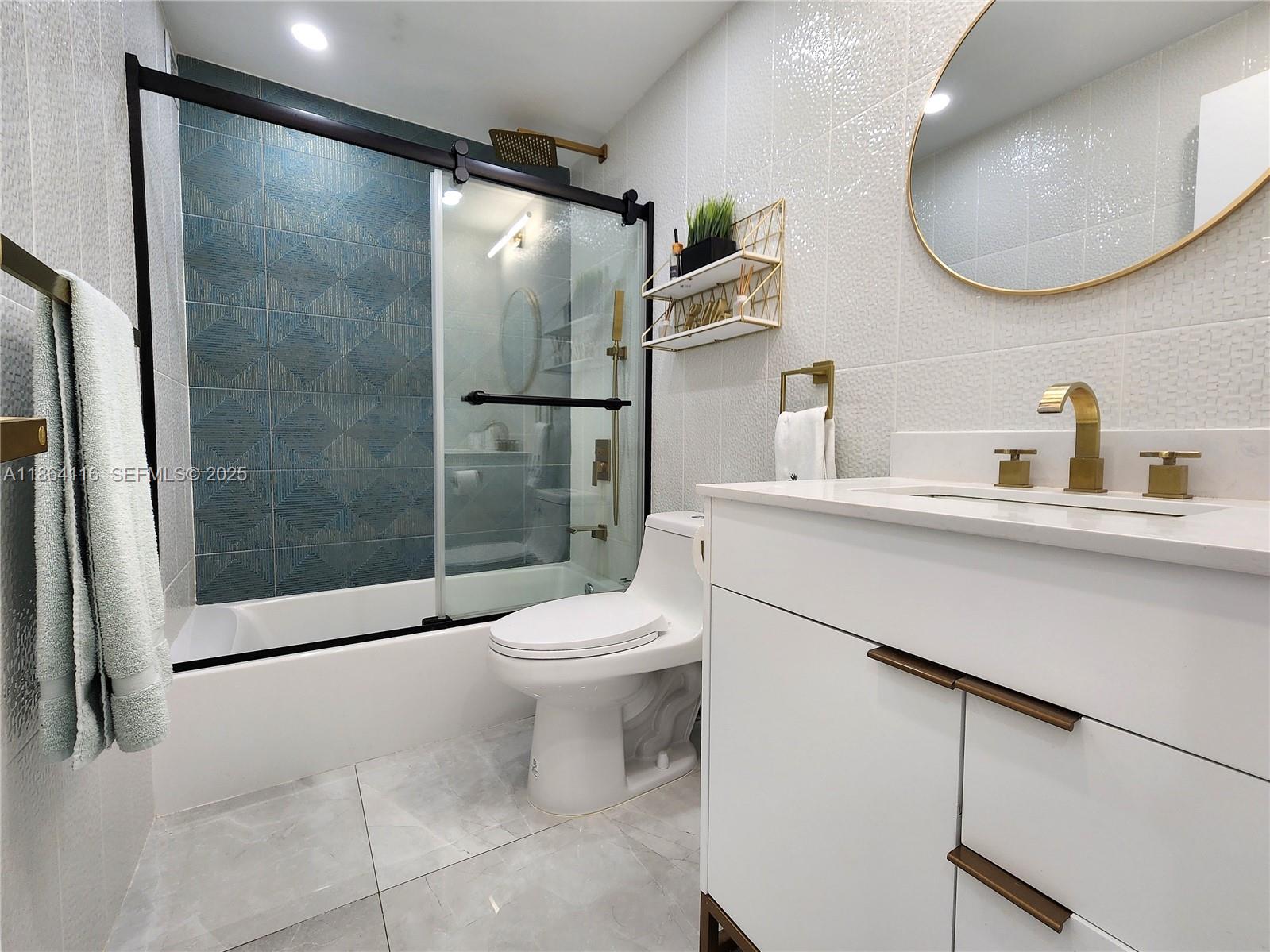 ALEXANDER TOWERS CONDO - Residential