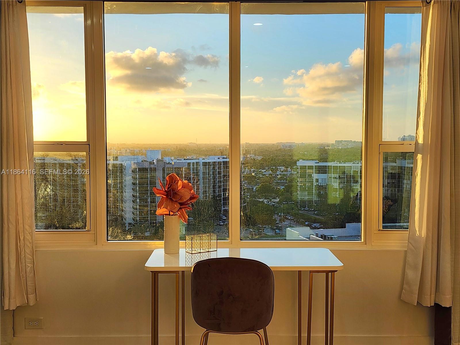 ALEXANDER TOWERS CONDO - Residential