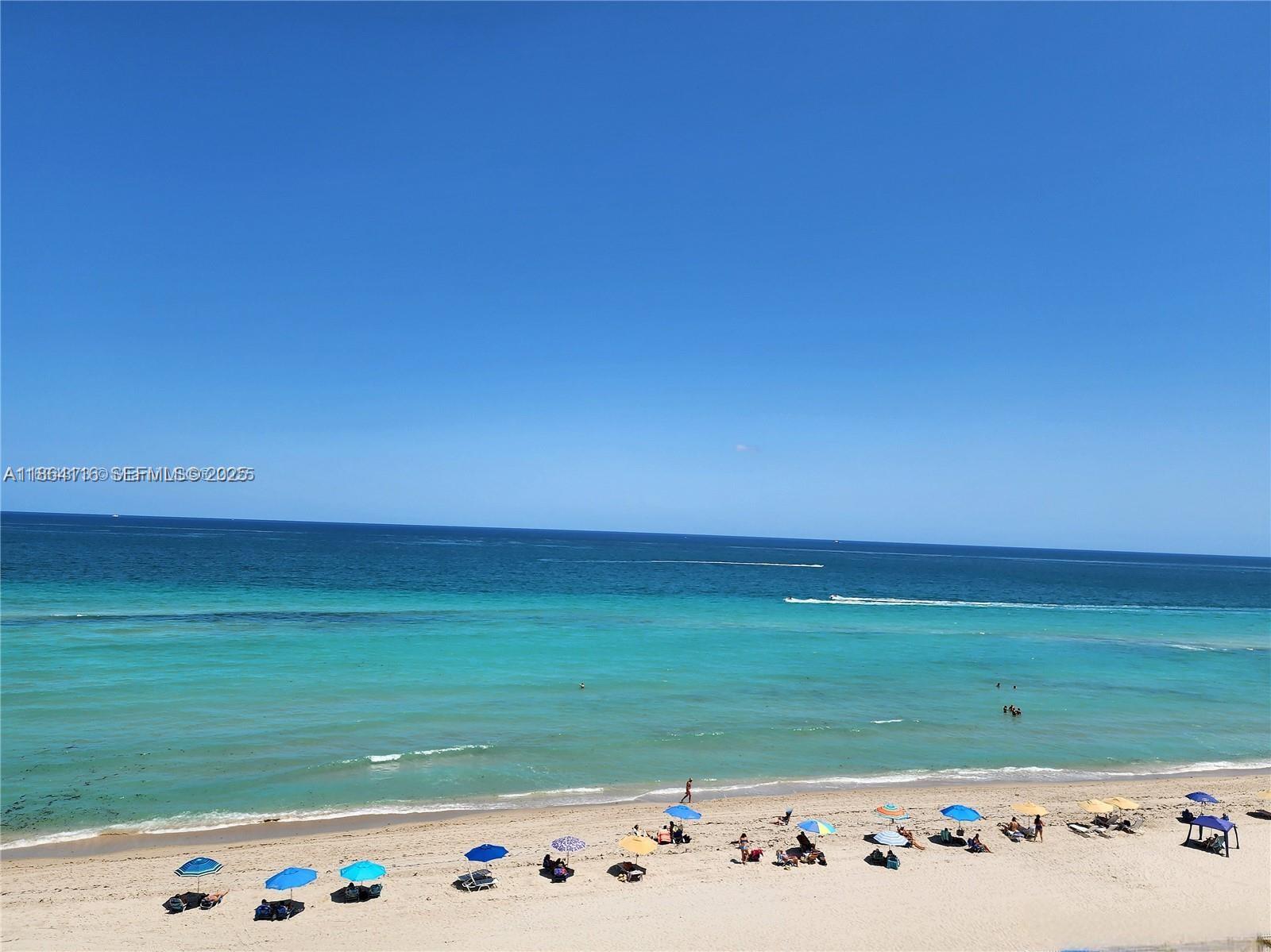 ALEXANDER TOWERS CONDO - Residential