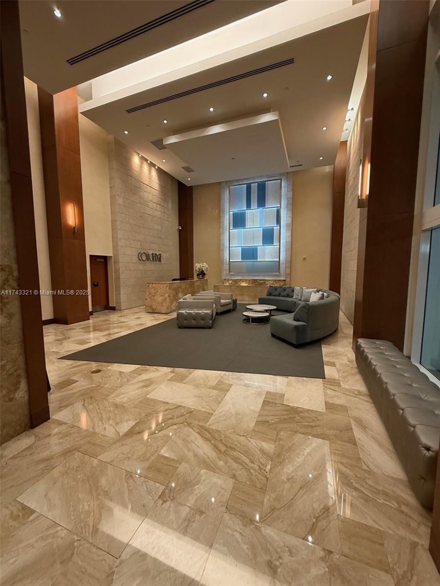 BRICKELL ON THE RIVER N T - Residential