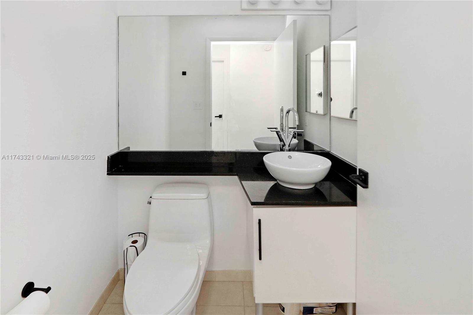 BRICKELL ON THE RIVER N T - Residential