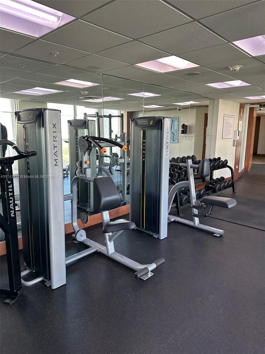 BRICKELL ON THE RIVER N T - Residential