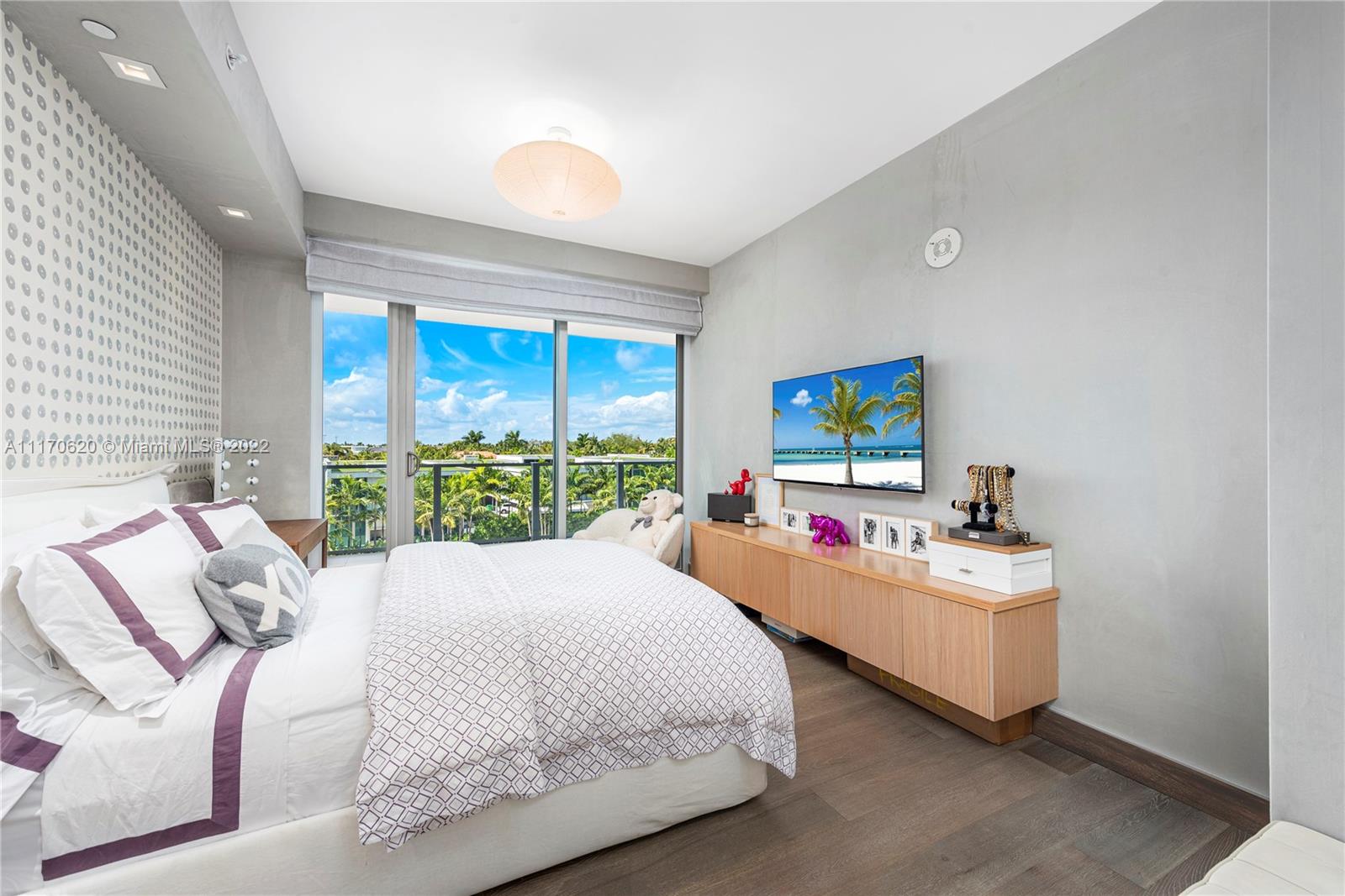 OCEANA KEY BISCAYNE CONDO - Residential