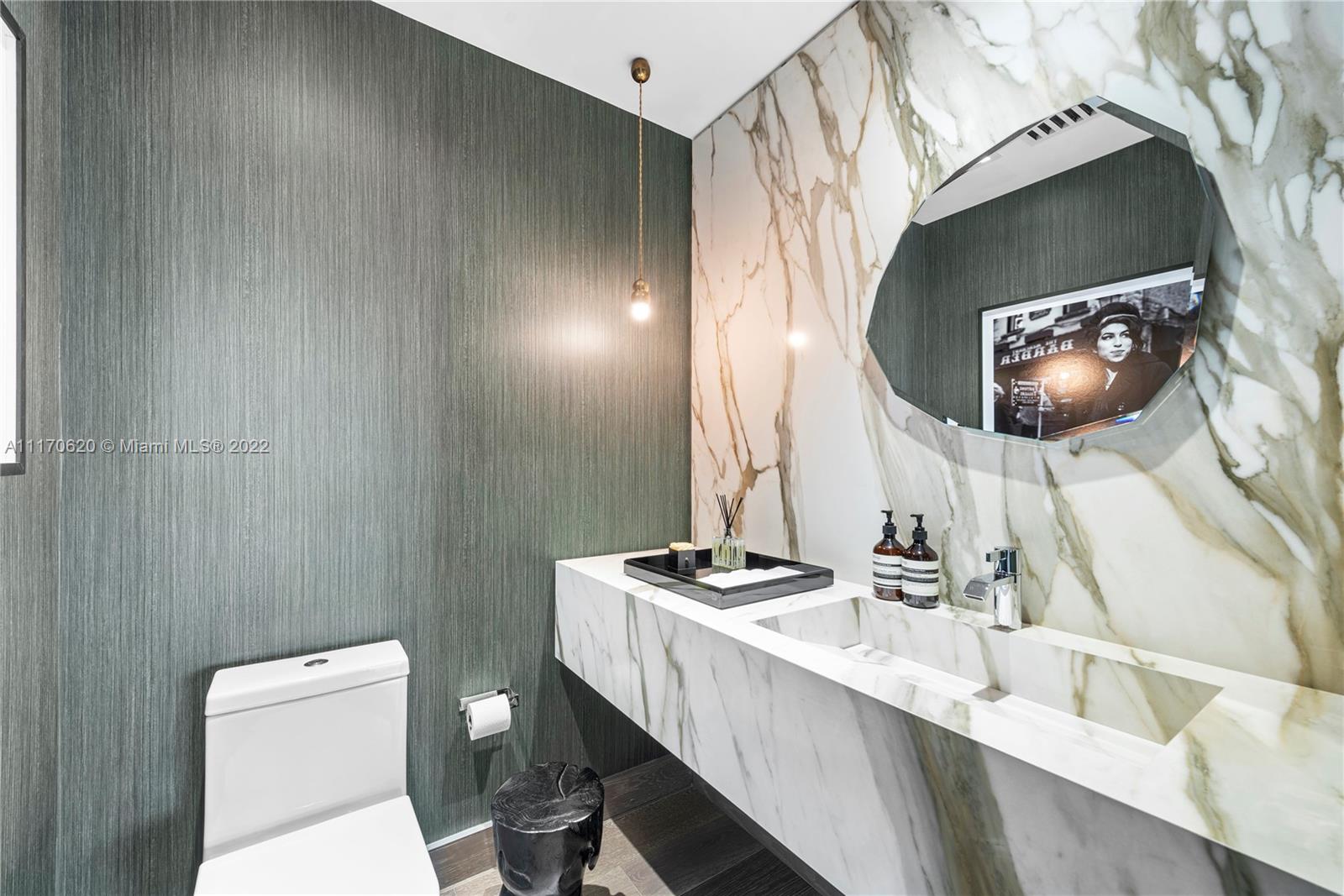 OCEANA KEY BISCAYNE CONDO - Residential