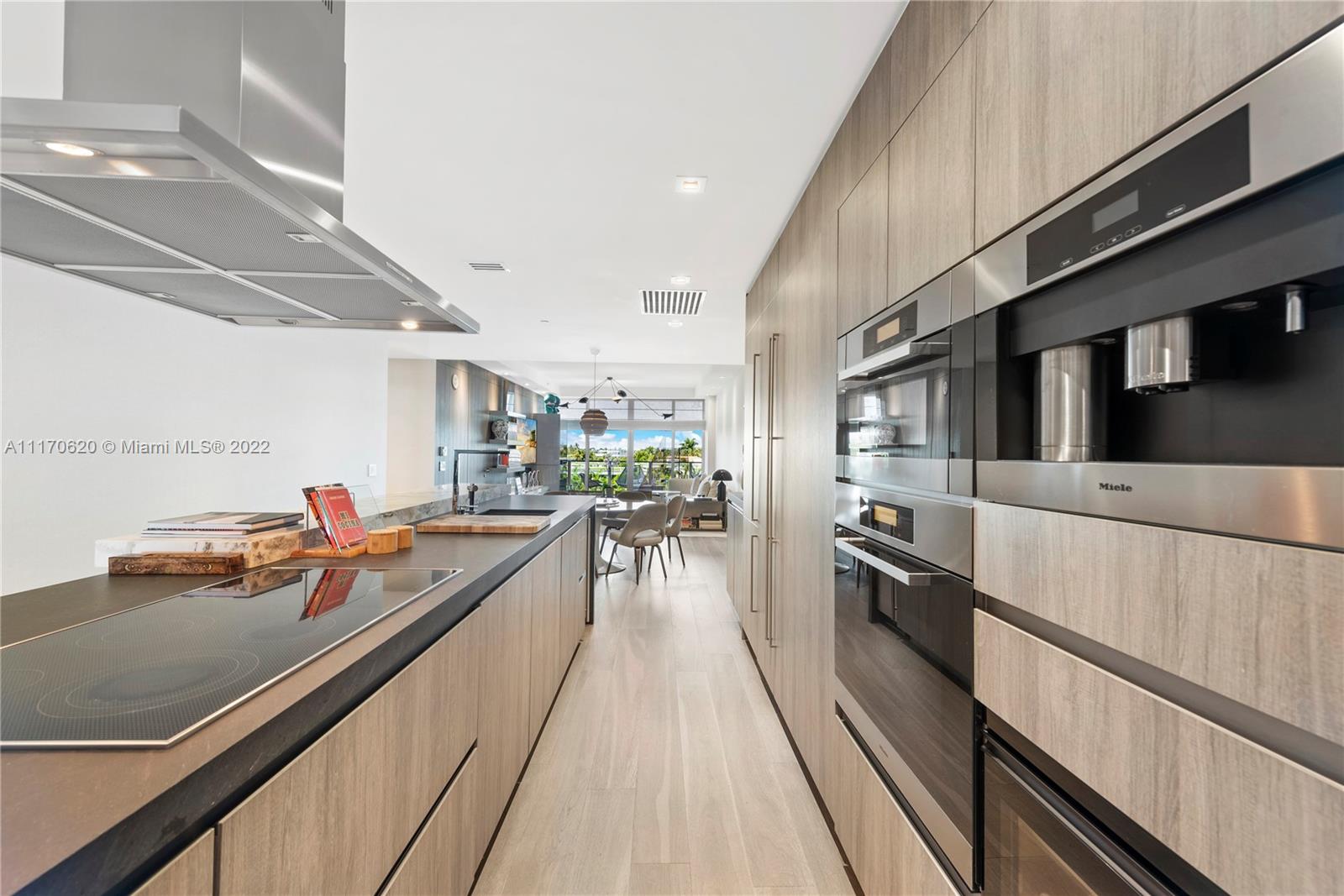 OCEANA KEY BISCAYNE CONDO - Residential