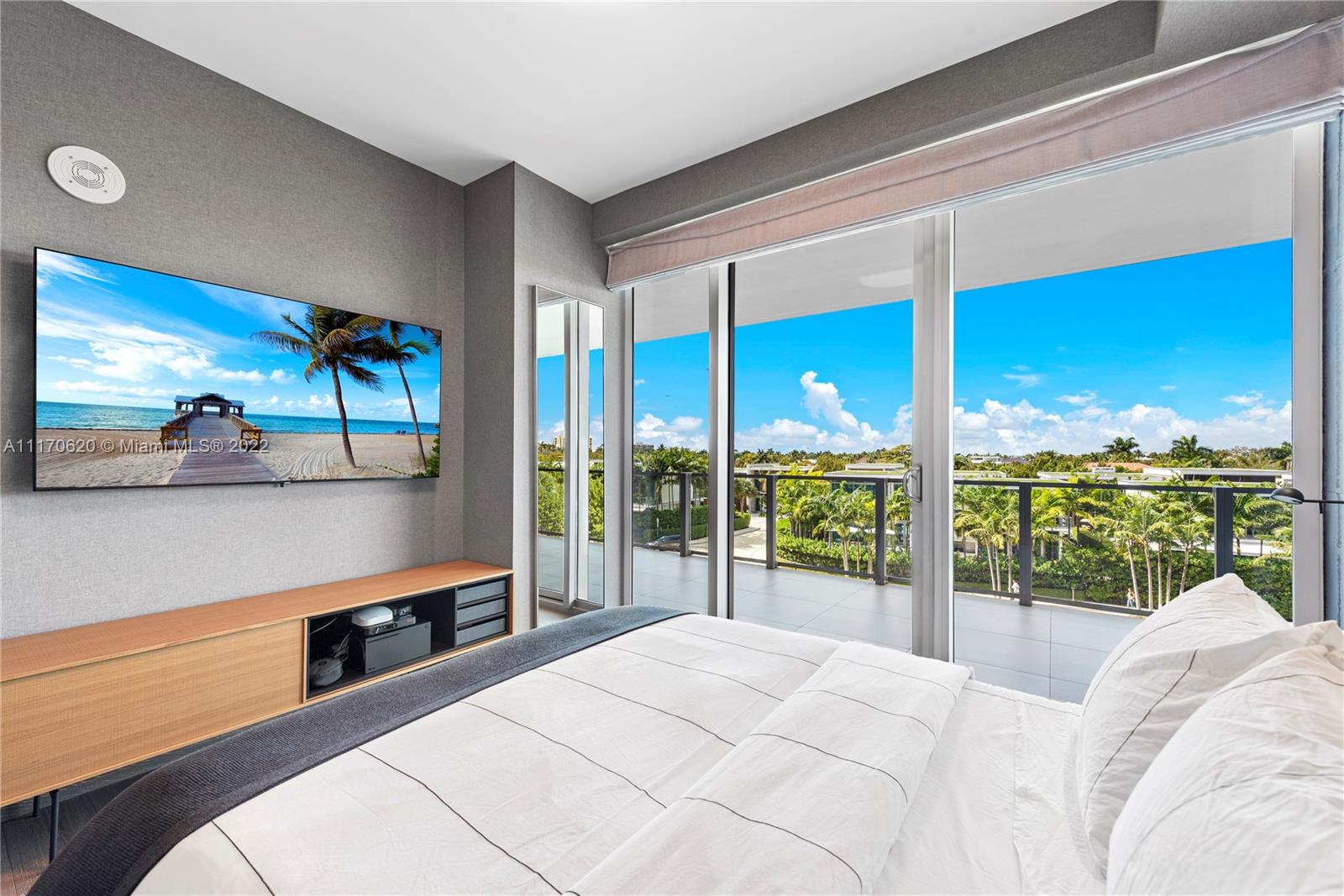 OCEANA KEY BISCAYNE CONDO - Residential