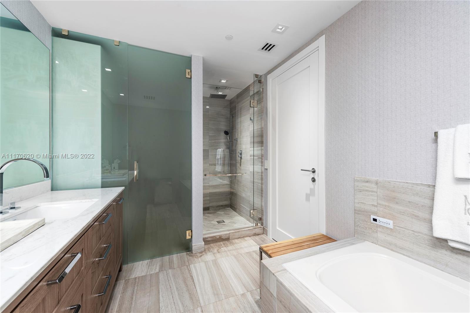 OCEANA KEY BISCAYNE CONDO - Residential