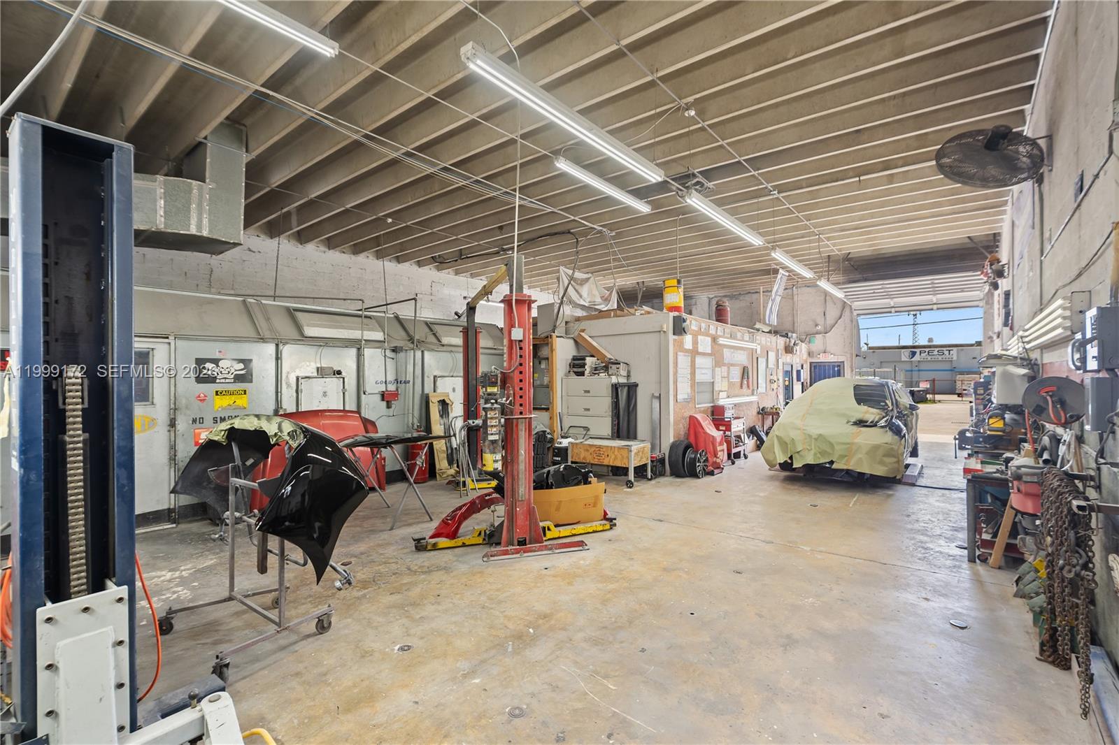 PERRINE INDUSTRIAL PARK - Commercial Sale