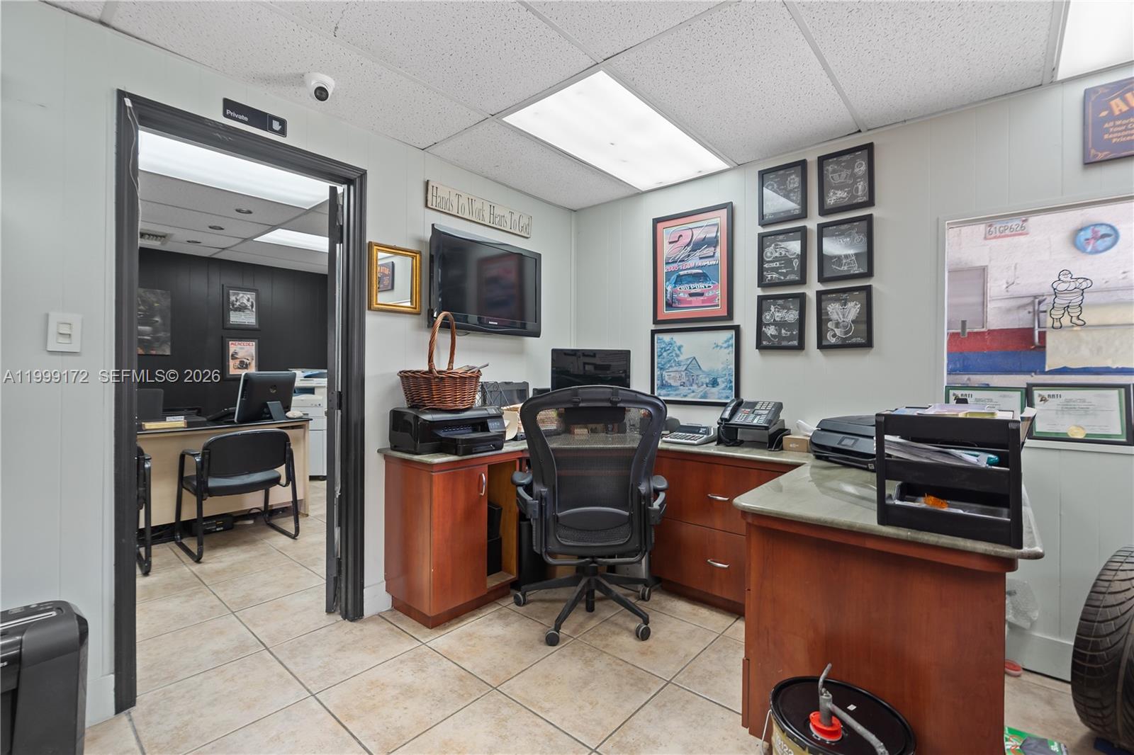 PERRINE INDUSTRIAL PARK - Commercial Sale