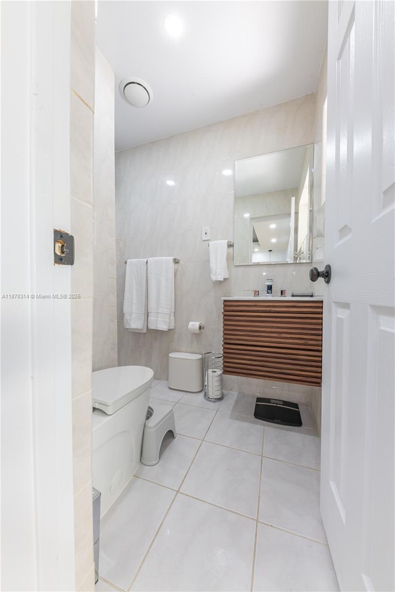 OCEAN VIEW GOLF ADD - Residential Lease
