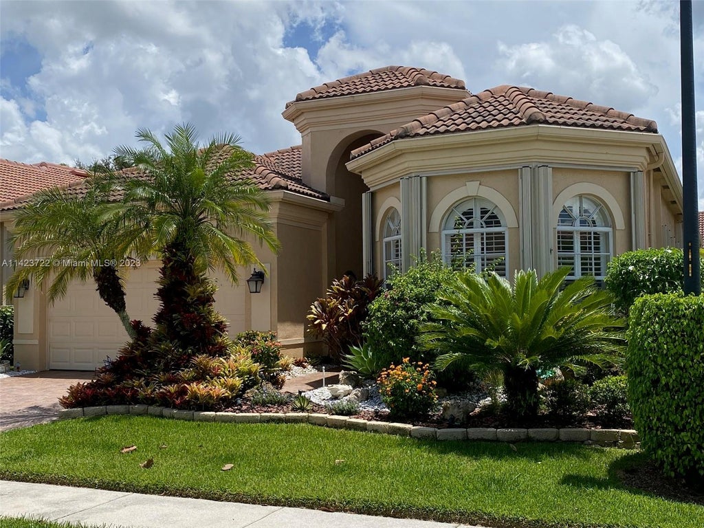 Photo of 7190 Lorenzo Ln, Delray Beach, FL 33446 (MLS # A11423722)