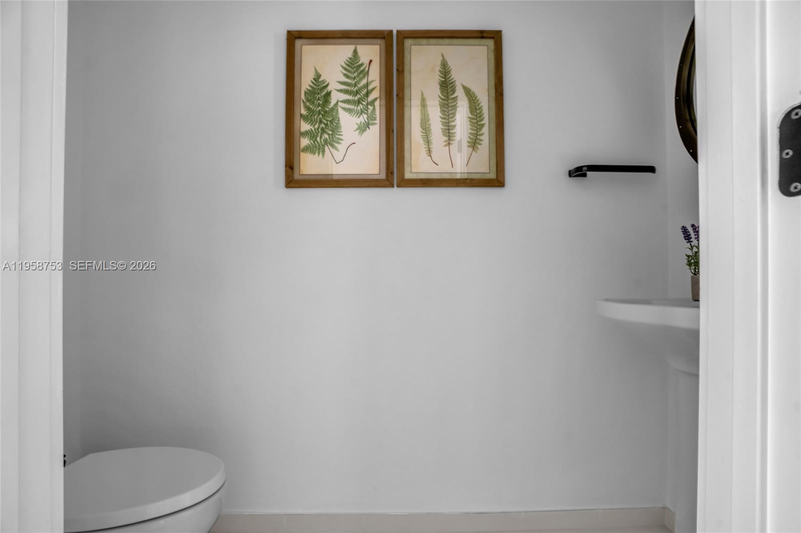 SECTORS 3 & 4 BOUNDARY PL - Residential Lease