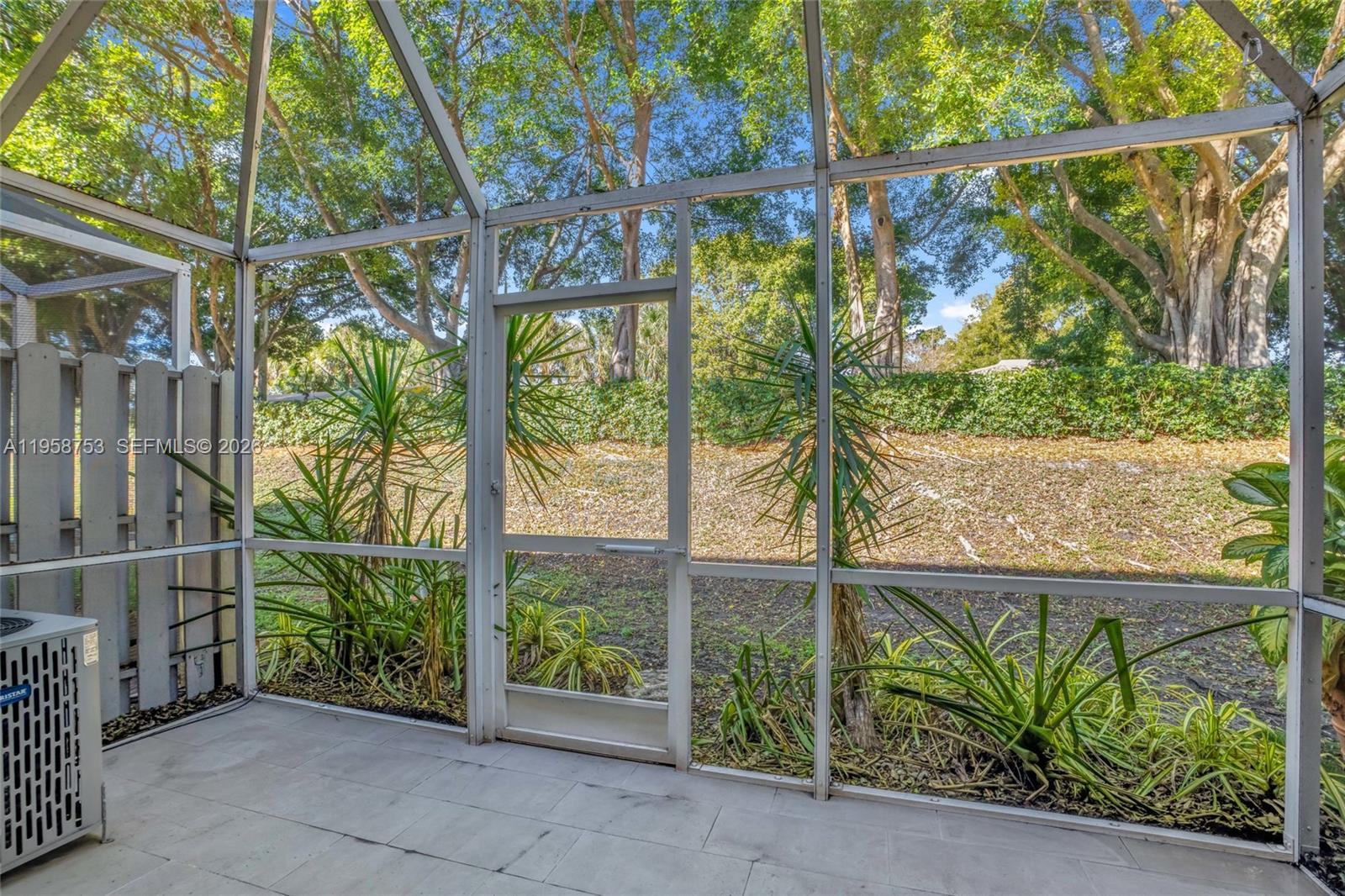 SECTORS 3 & 4 BOUNDARY PL - Residential Lease