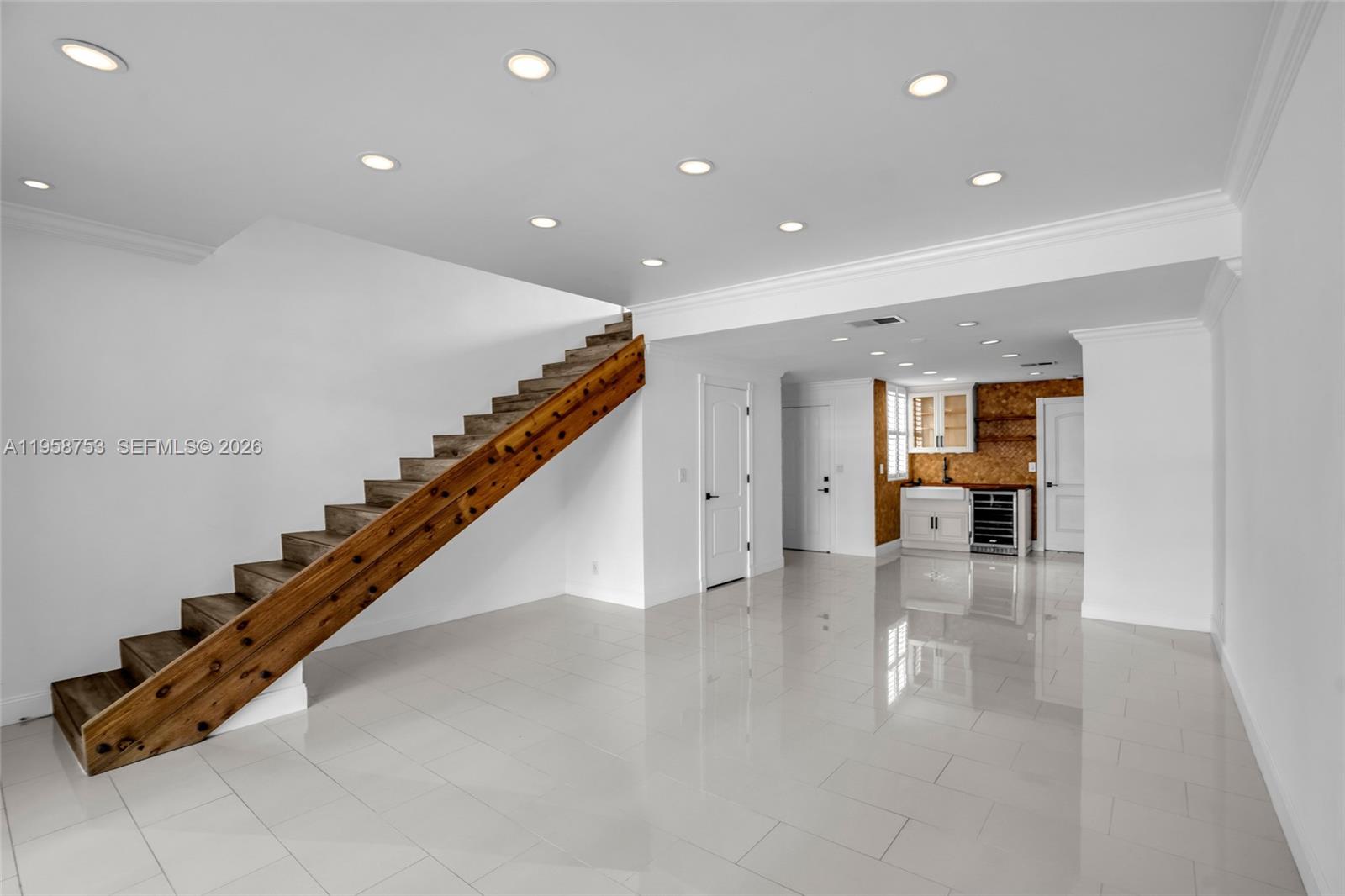 SECTORS 3 & 4 BOUNDARY PL - Residential Lease