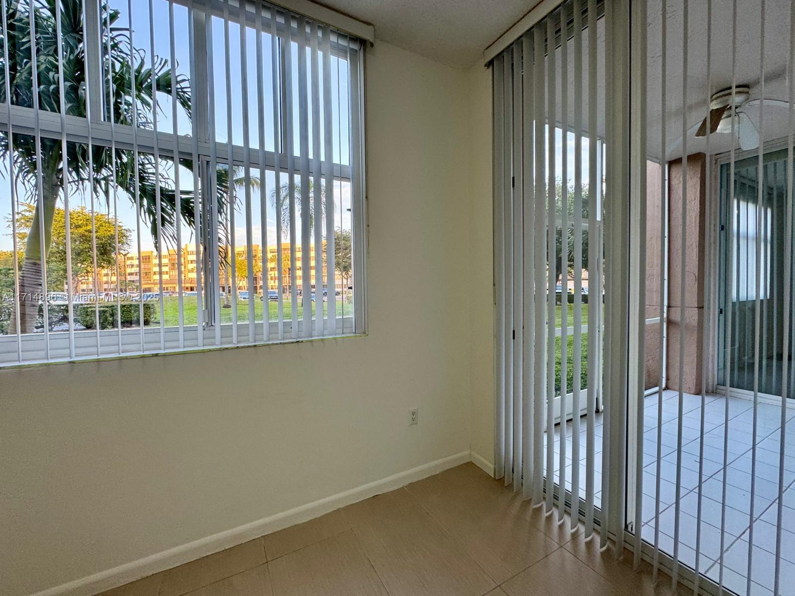 DORAL HOUSE CONDO NO 1 - Residential