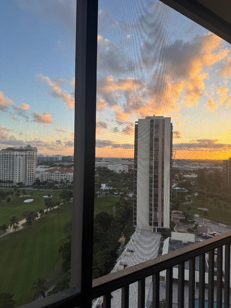 CORONADO CONDO- TOWER II - Residential