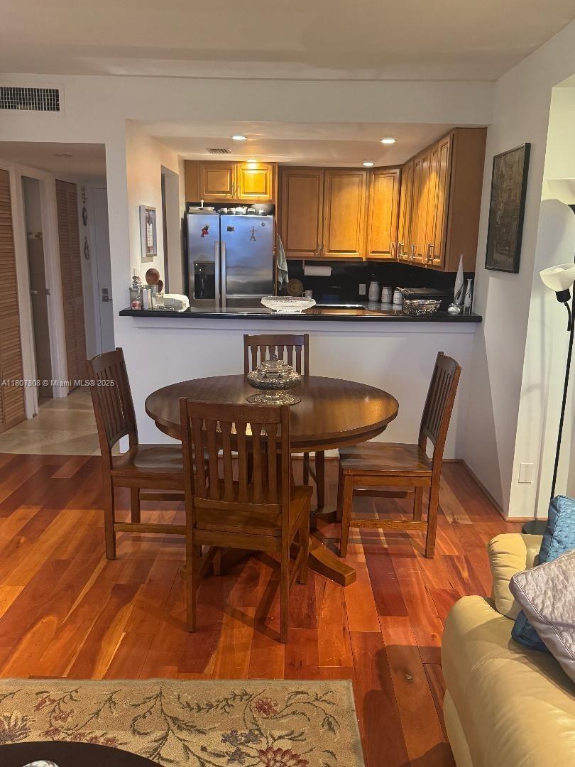 CORONADO CONDO- TOWER II - Residential