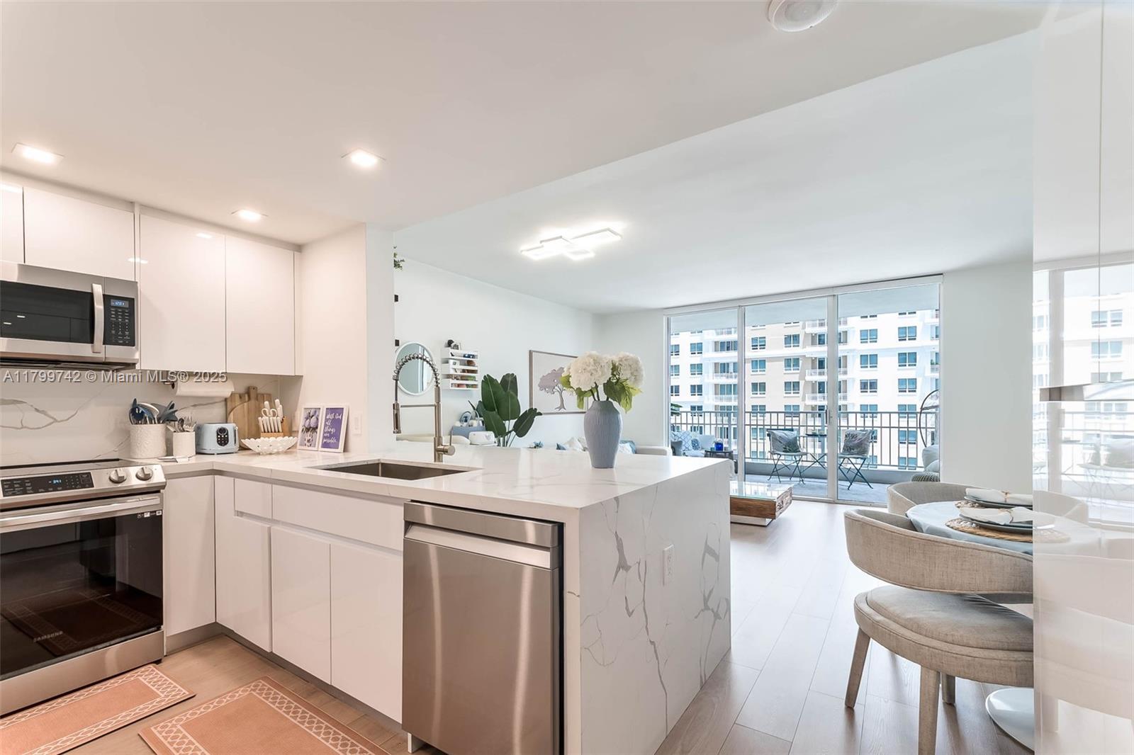 701 Brickell Key Blvd 808