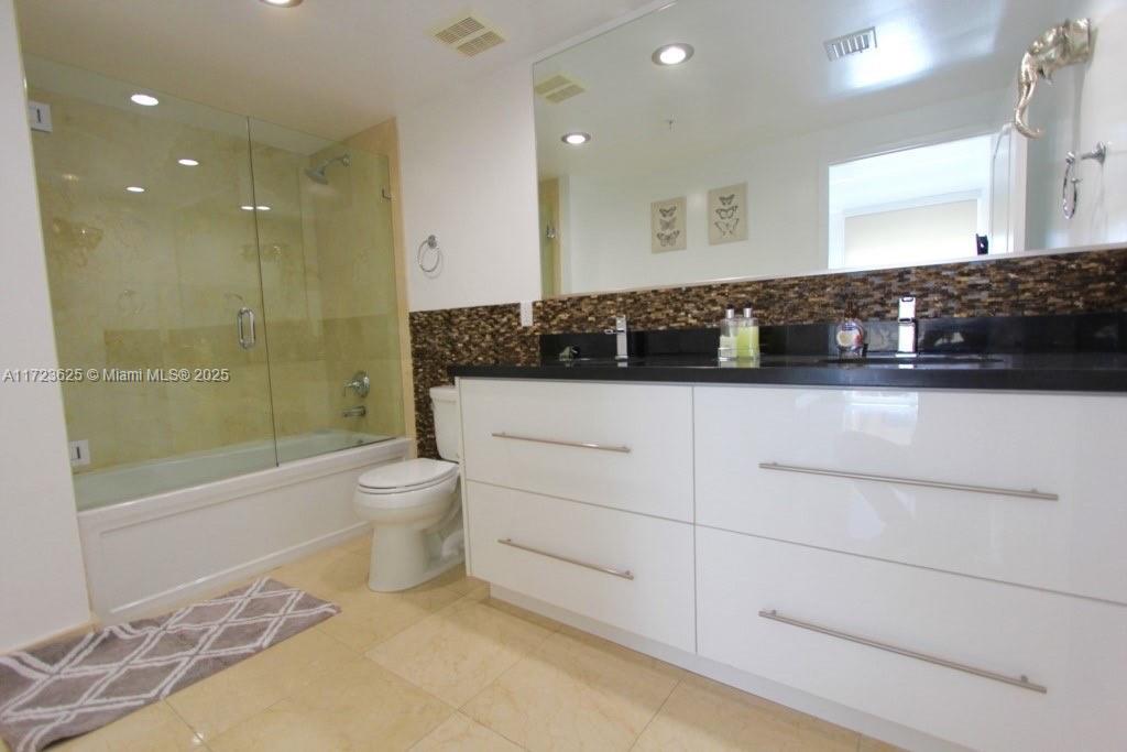KING DAVID OF SUNNY ISLES - Residential