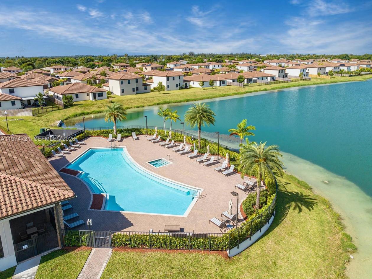 KINGMAN COMMONS - Residential