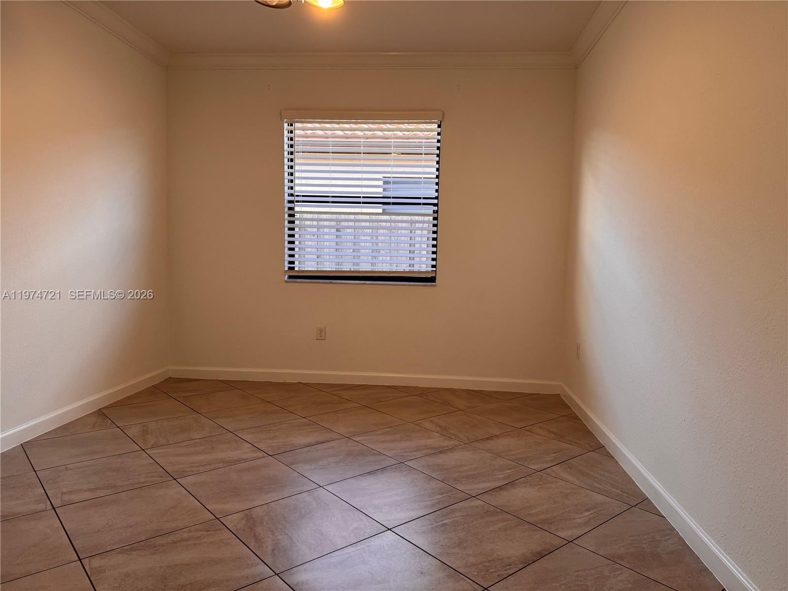 KINGMAN COMMONS - Residential