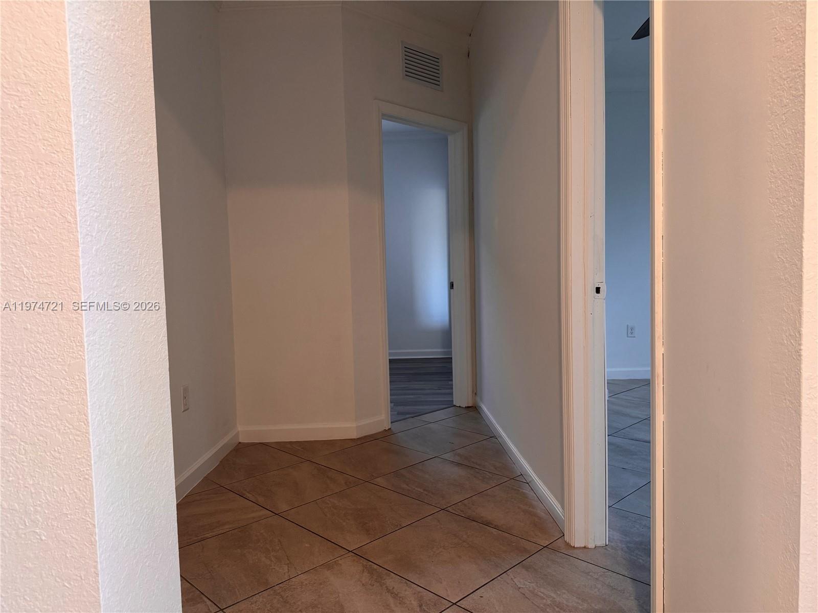 KINGMAN COMMONS - Residential