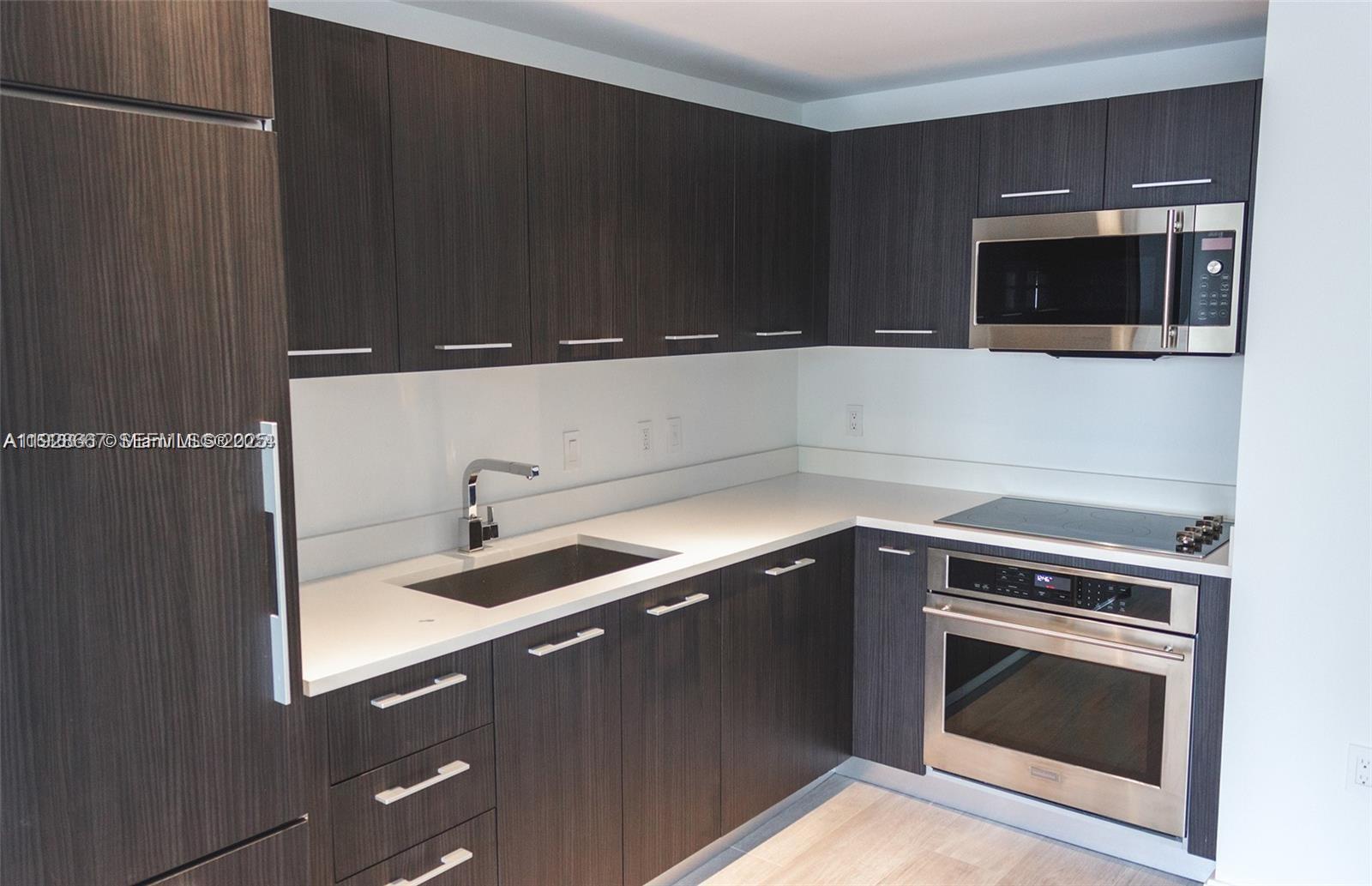 BRICKELL HEIGHTS EAST CON - Residential